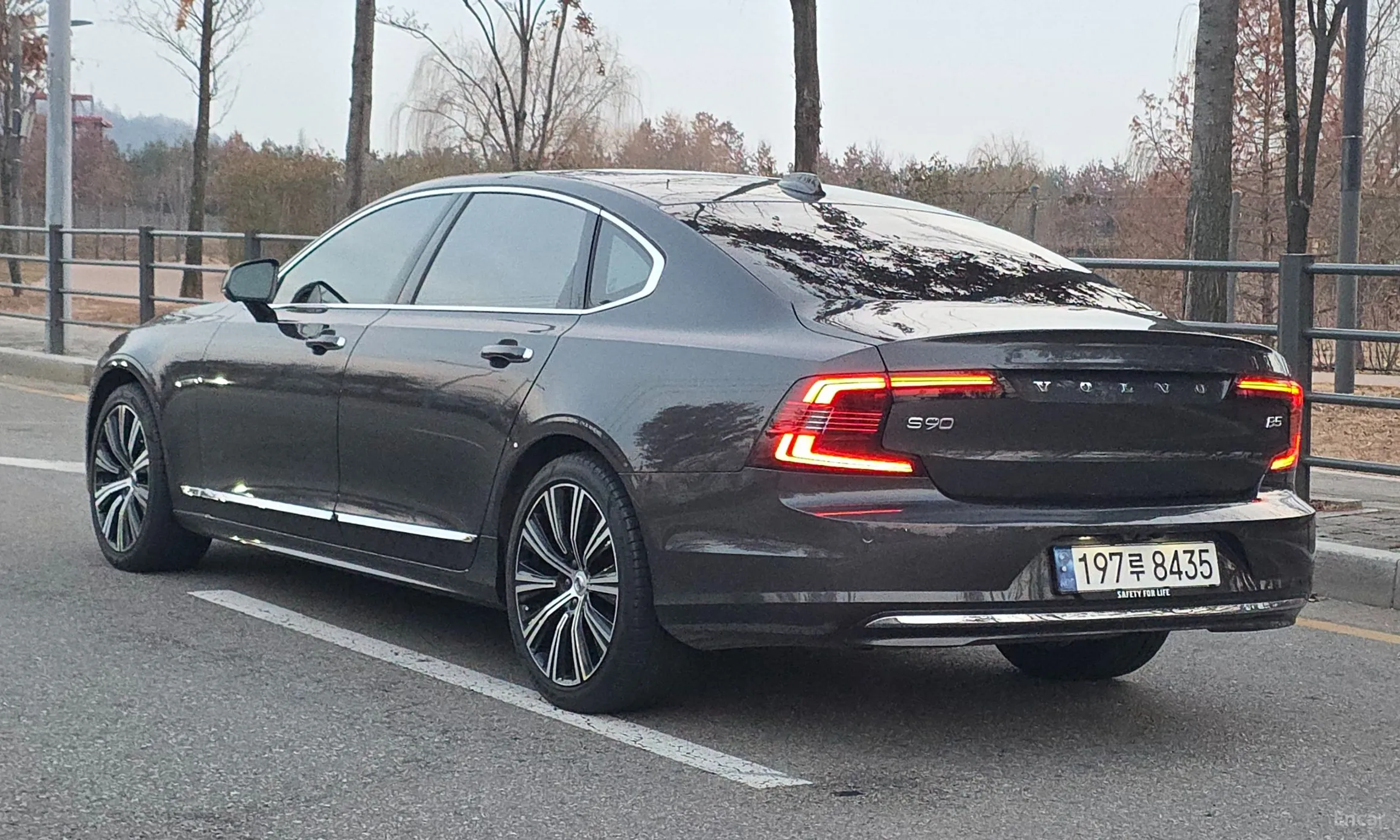 Volvo S90 превью 8