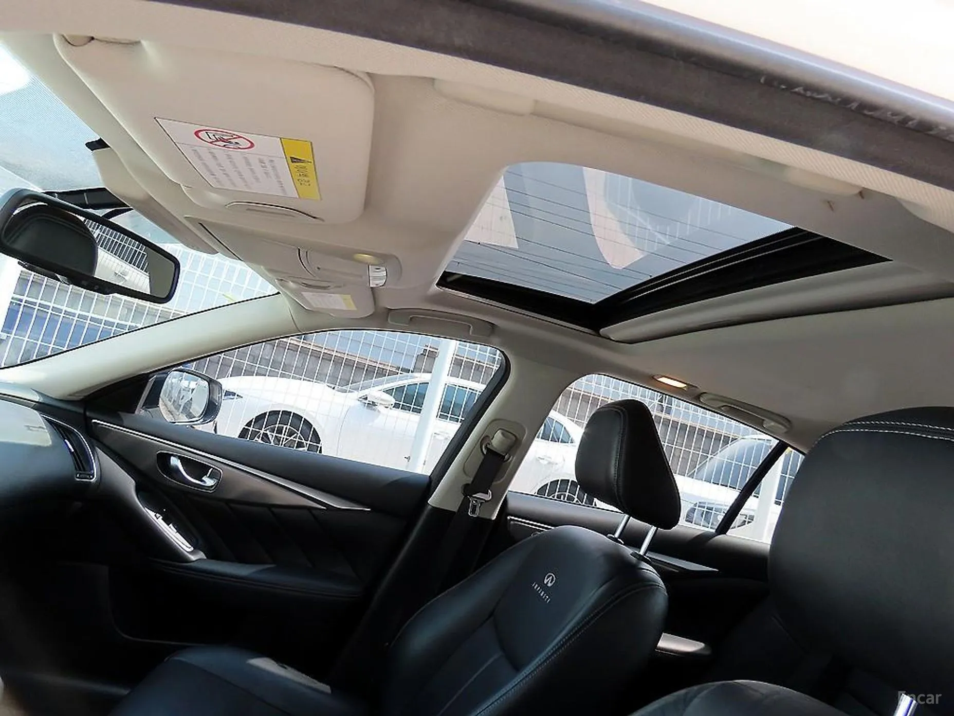 Infiniti Q50 превью 17