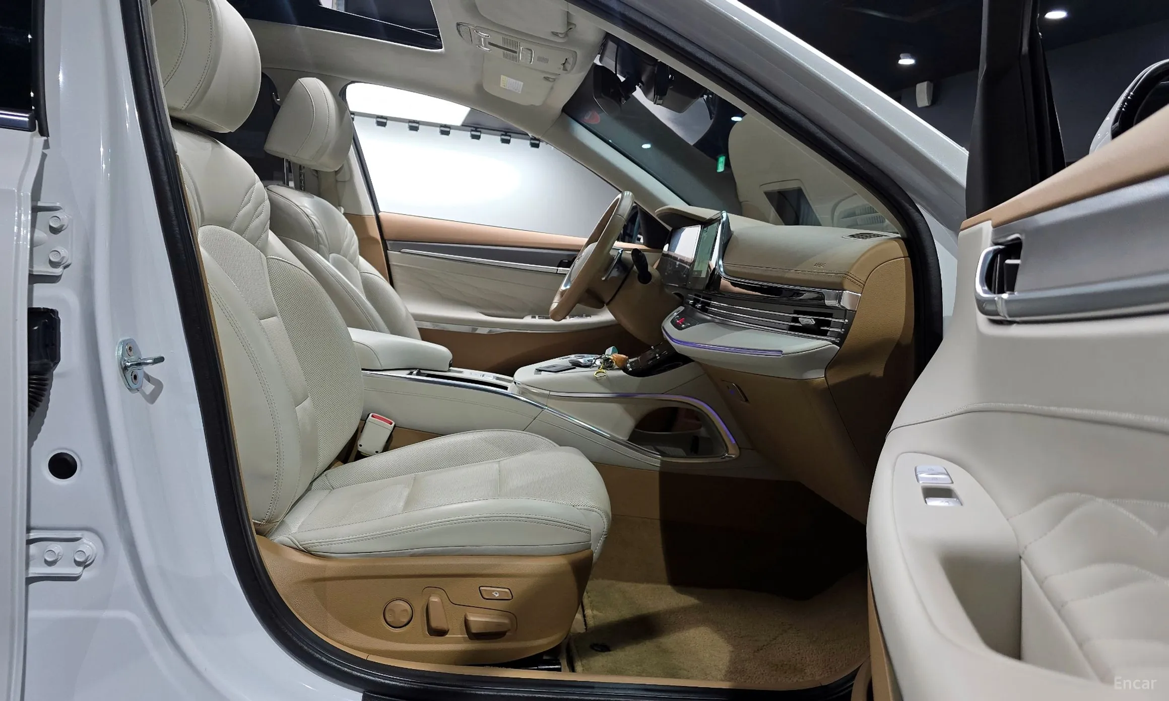 Hyundai Grandeur IG превью 11