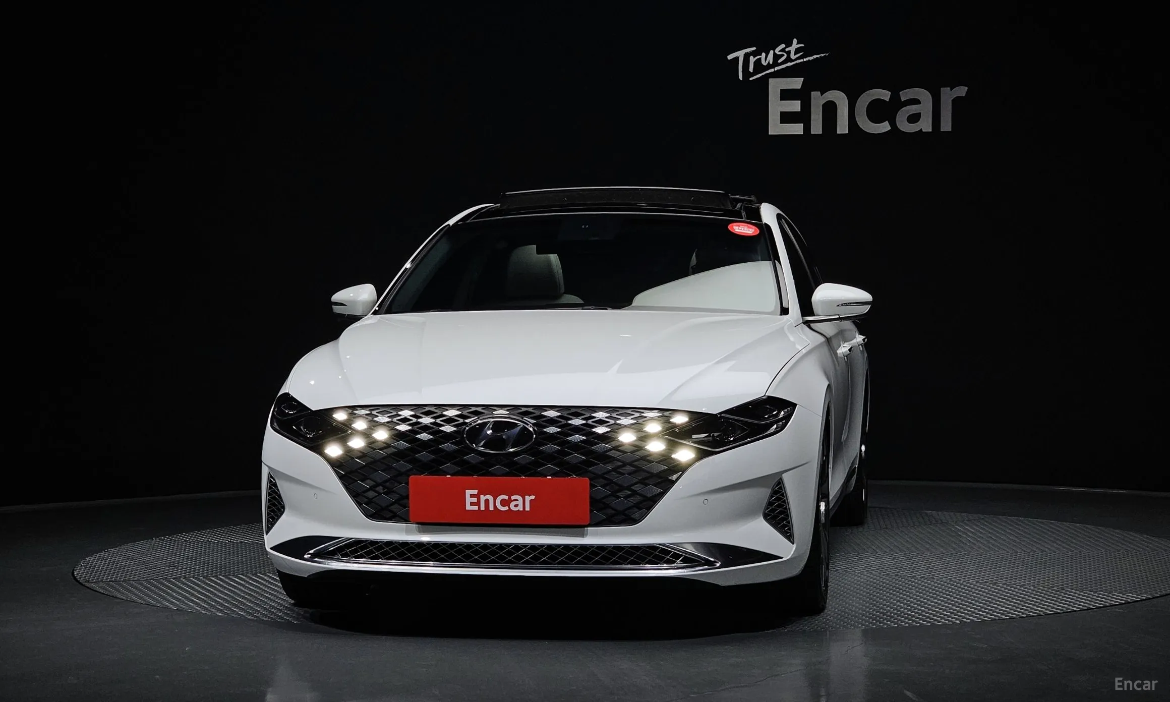 Hyundai Grandeur IG превью 3