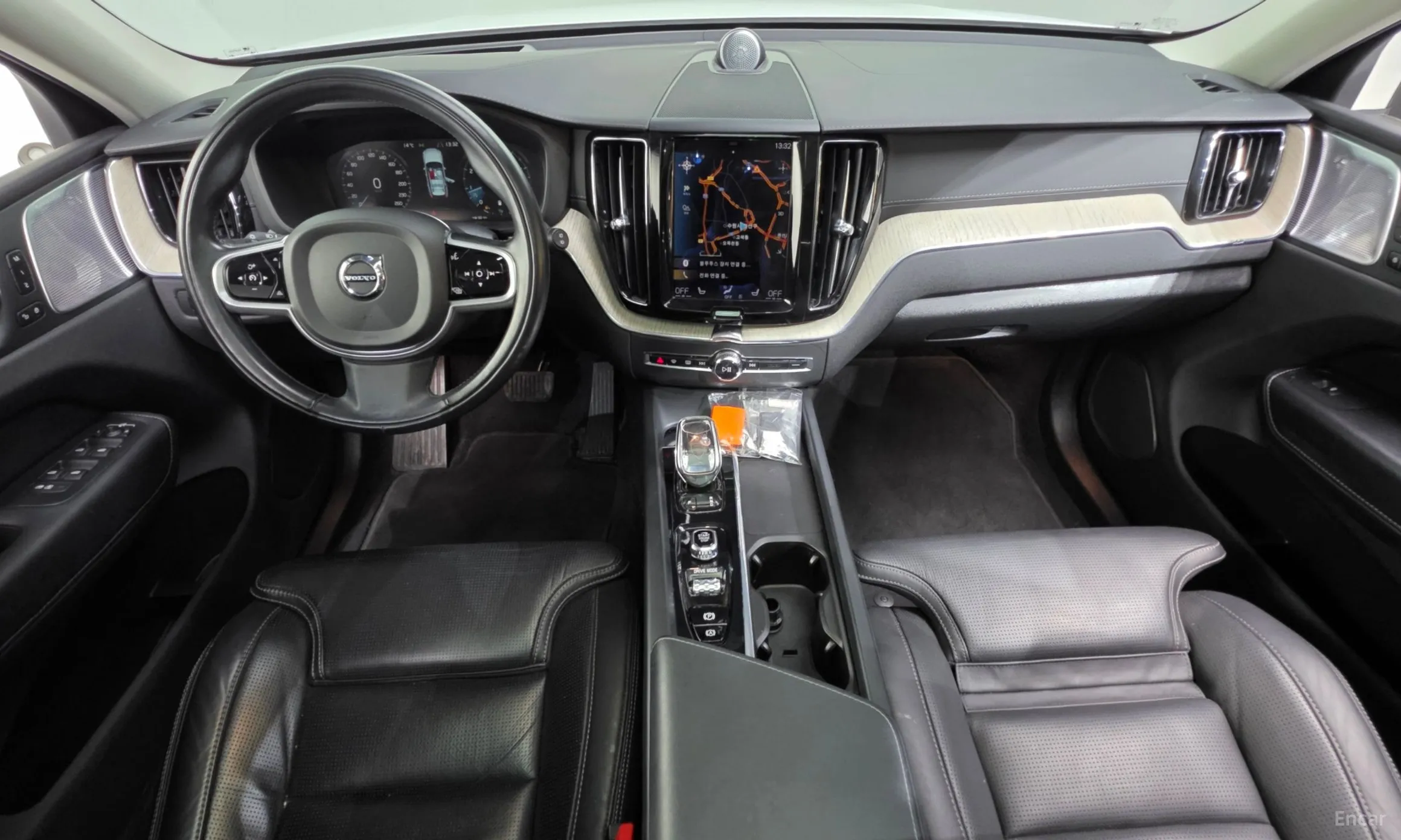 Volvo XC60 Gen 2 превью 7