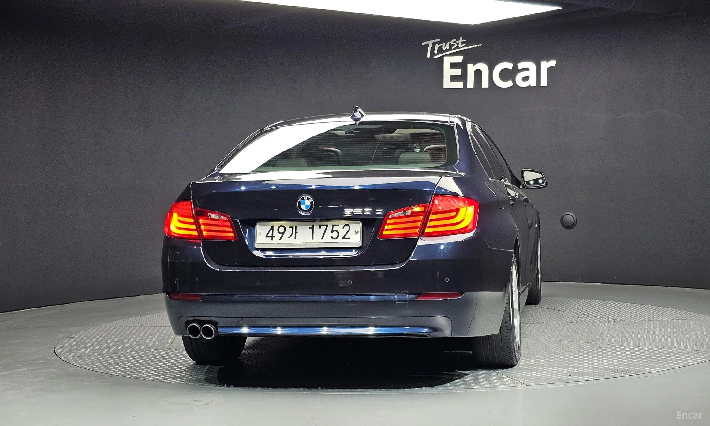 BMW 5 Series (F10) превью 4