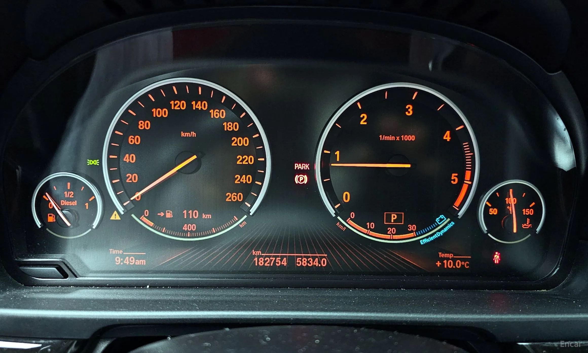 BMW 5 Series (F10) превью 8
