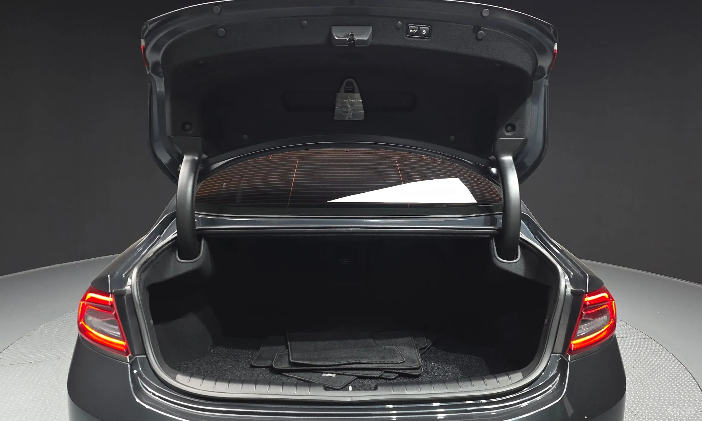 Hyundai Grandeur IG превью 20