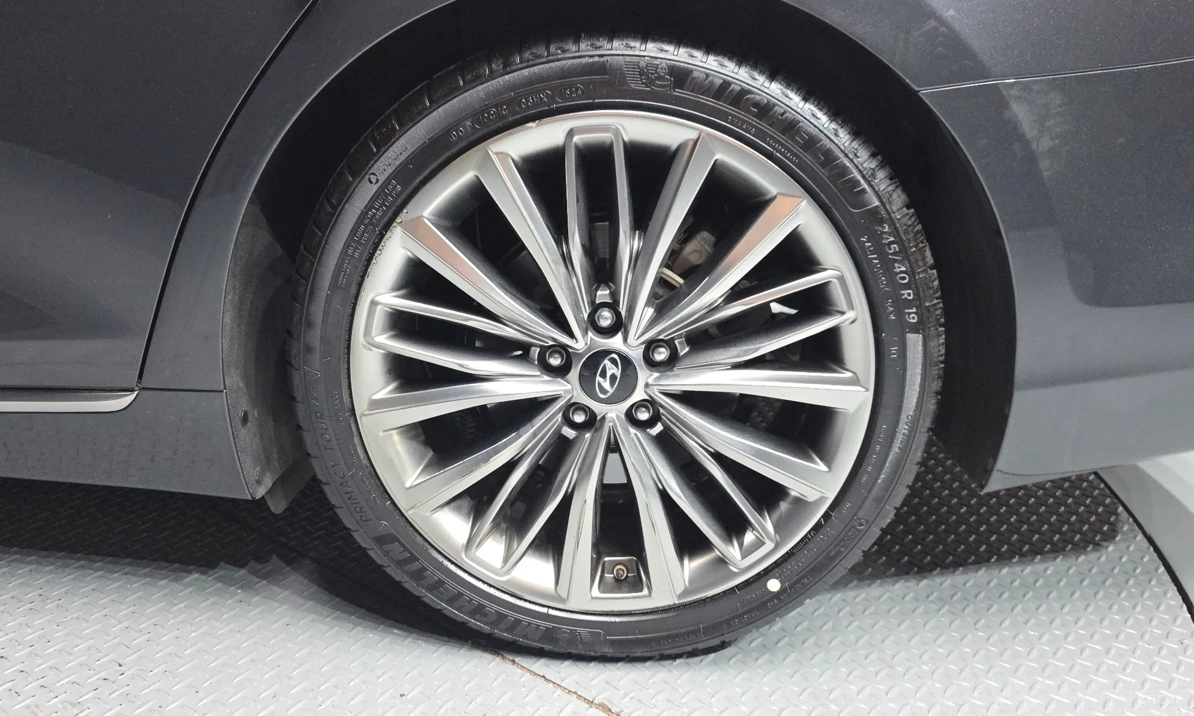 Hyundai Grandeur IG превью 5