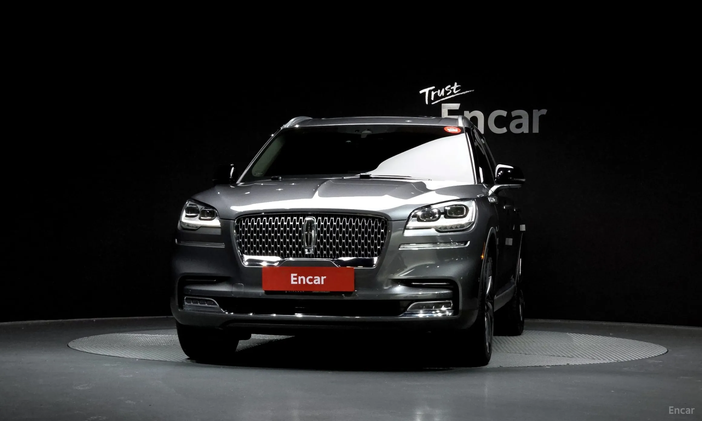 Lincoln Aviator 2nd Generation превью 3