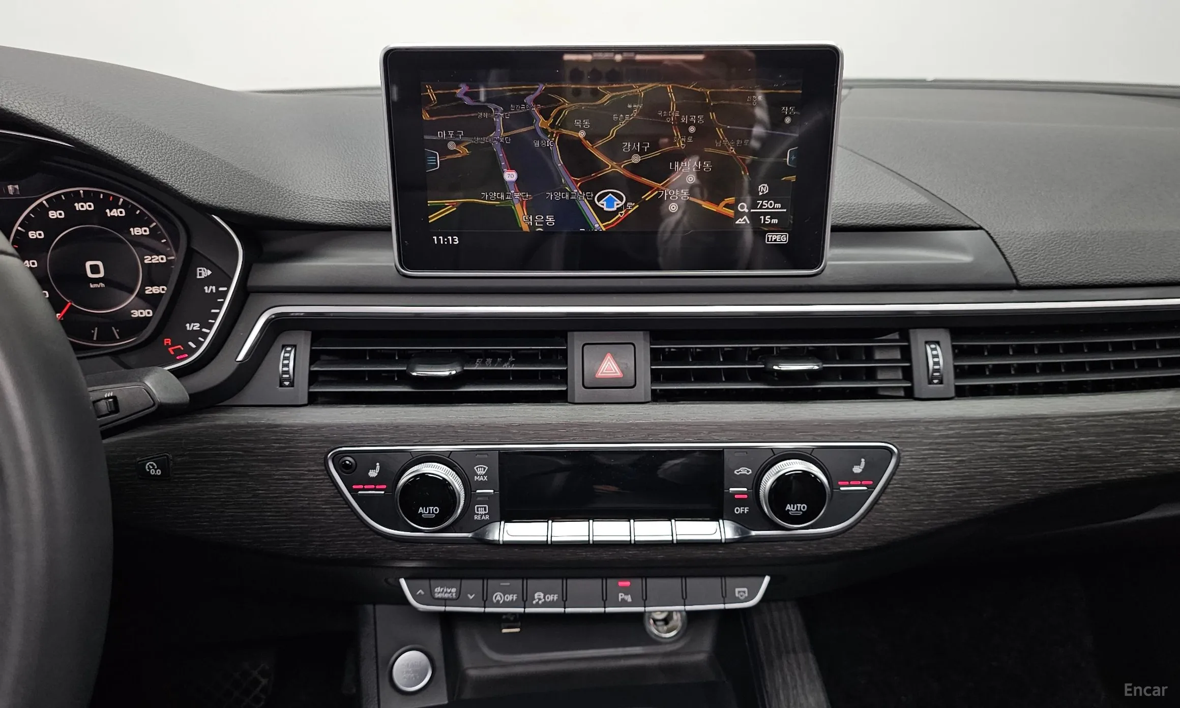 Audi A4 (B9) превью 14