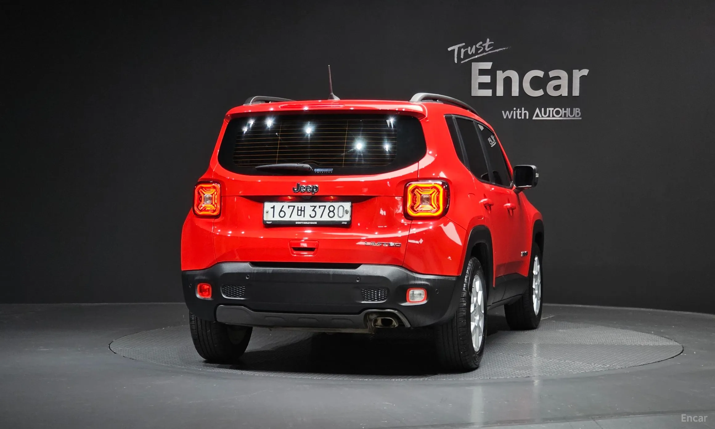 Jeep Renegade превью 4