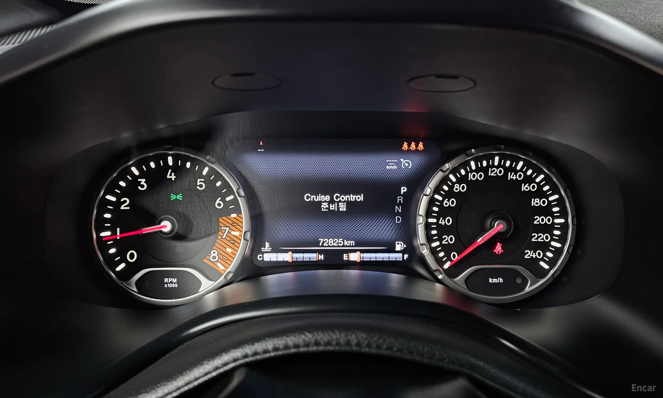 Jeep Renegade превью 8