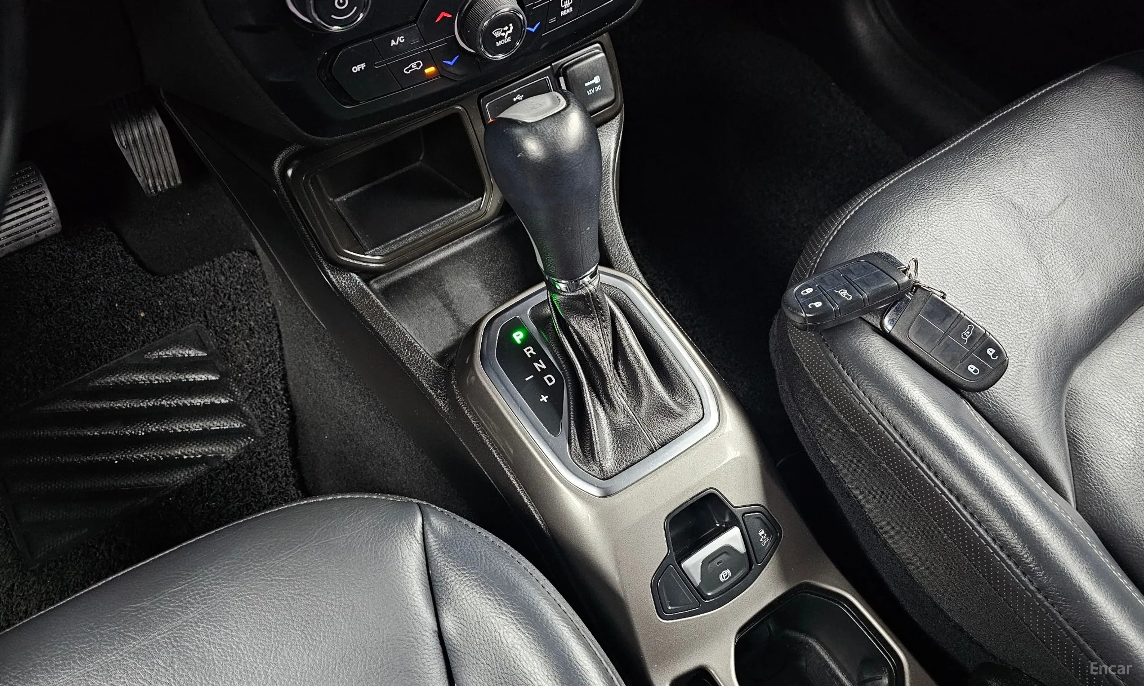 Jeep Renegade превью 9
