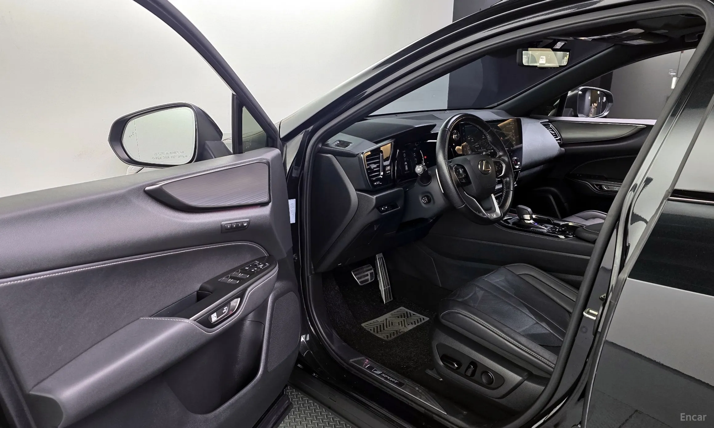 Lexus NX450h + 2nd Gen превью 10