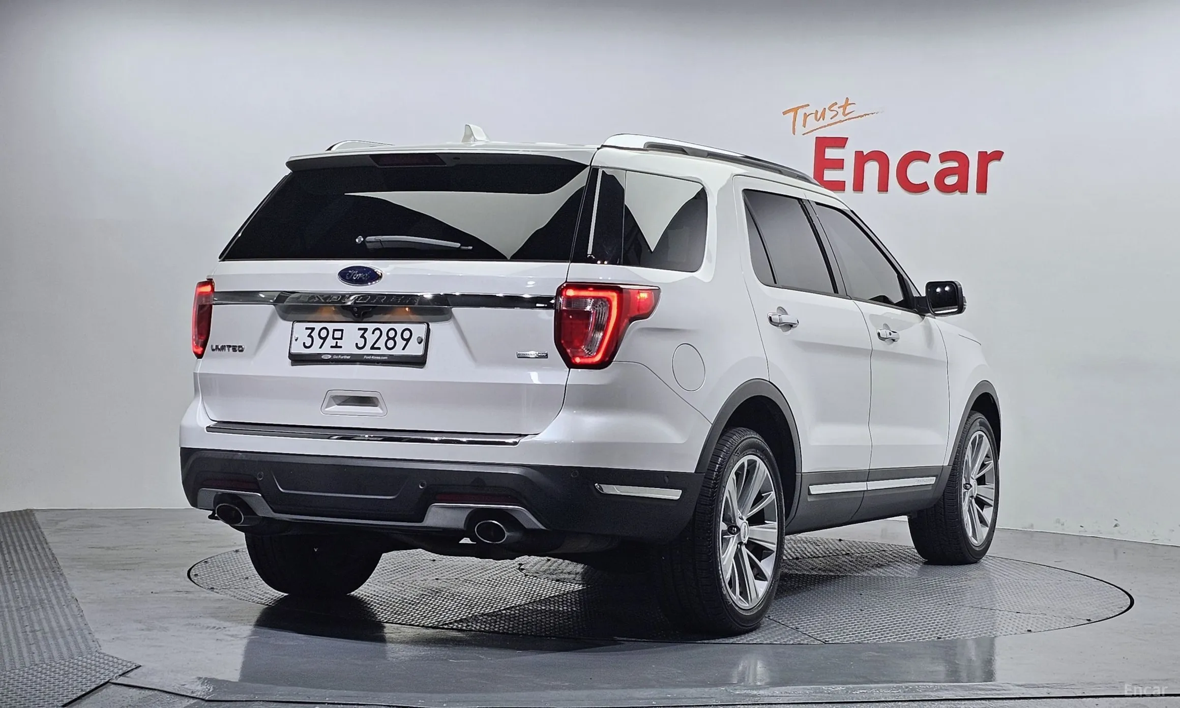 Ford Explorer превью 2