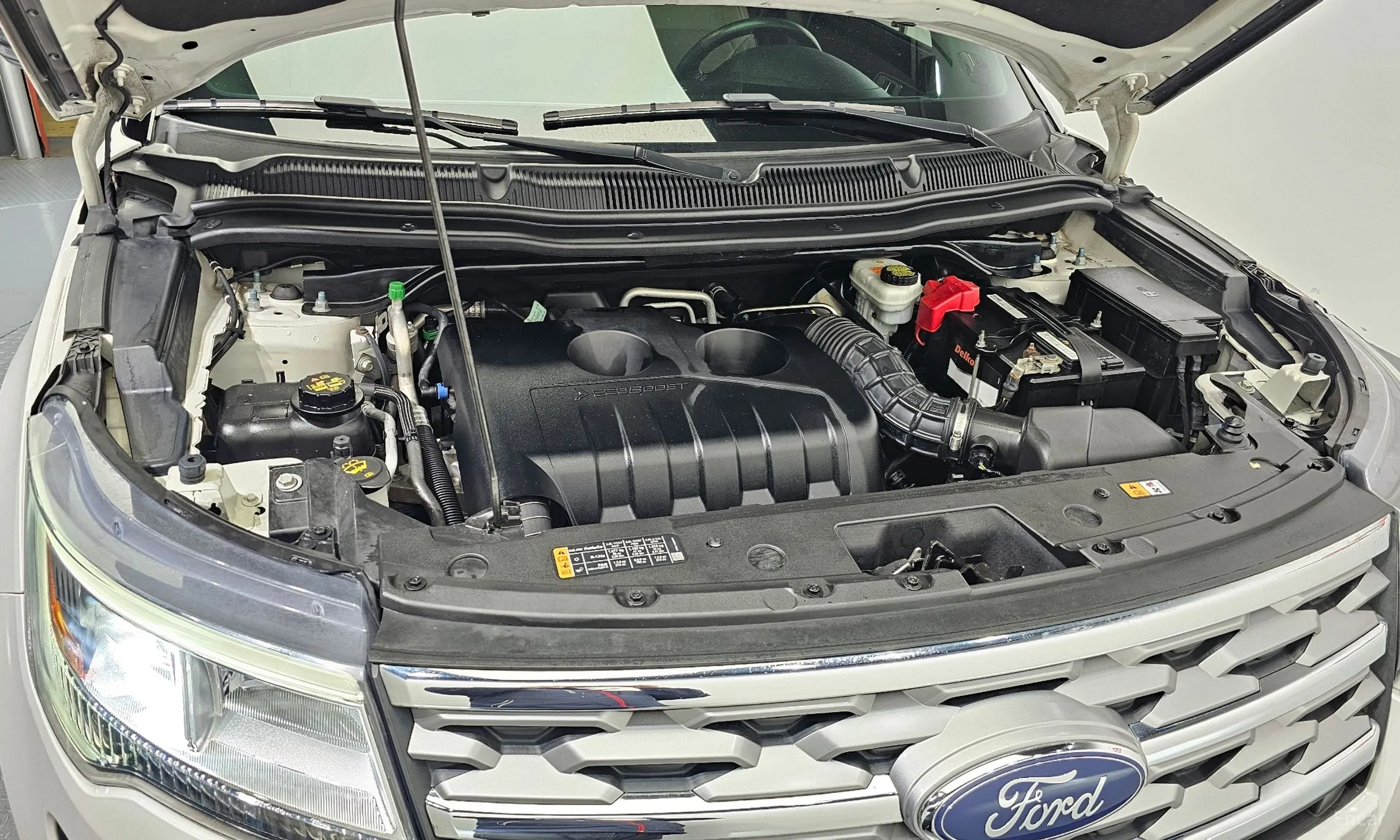 Ford Explorer превью 6