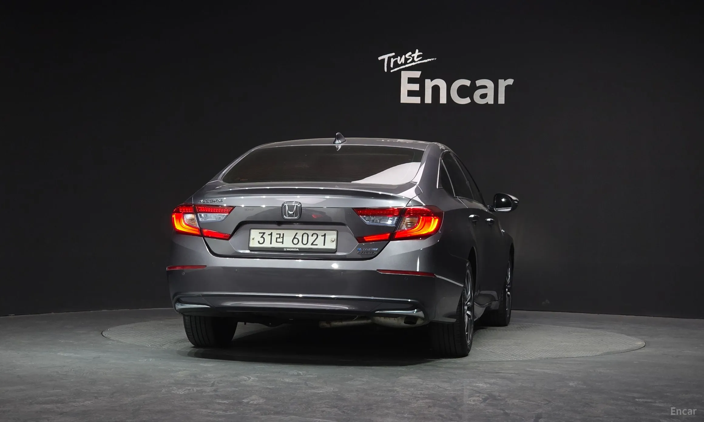 Honda Accord 10th Generation превью 4