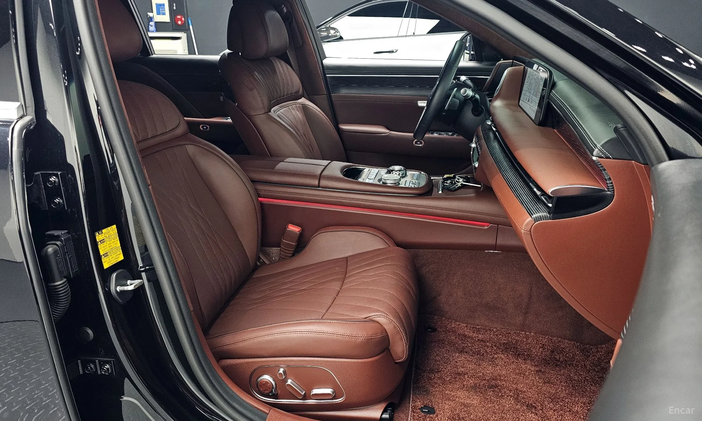 Genesis G90 (RS4) превью 10