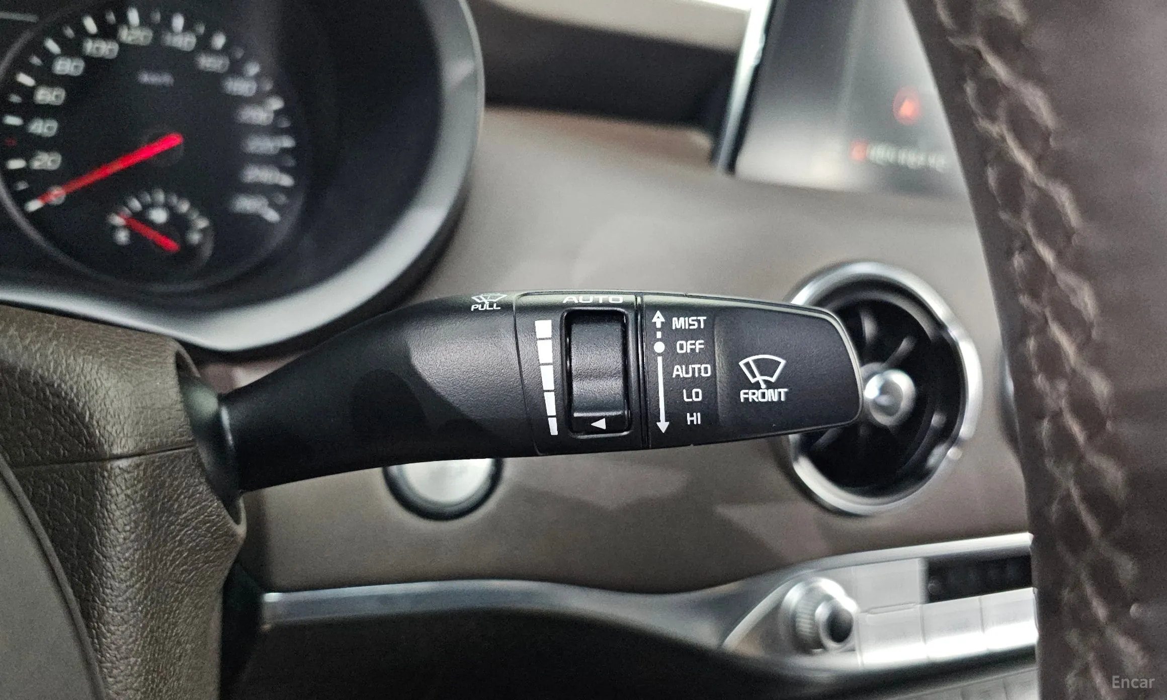 Kia Stinger превью 15