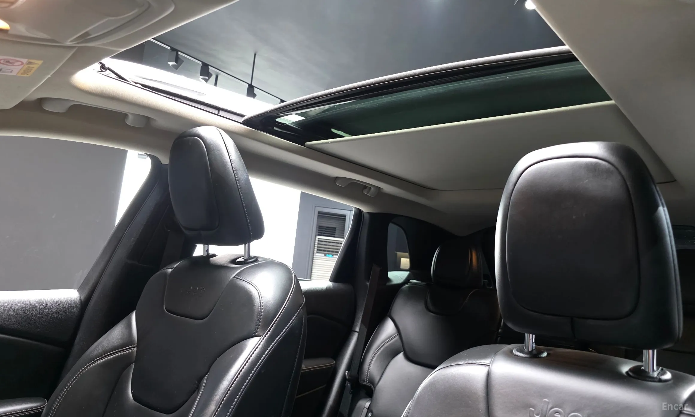 Jeep Cherokee (KL) превью 20