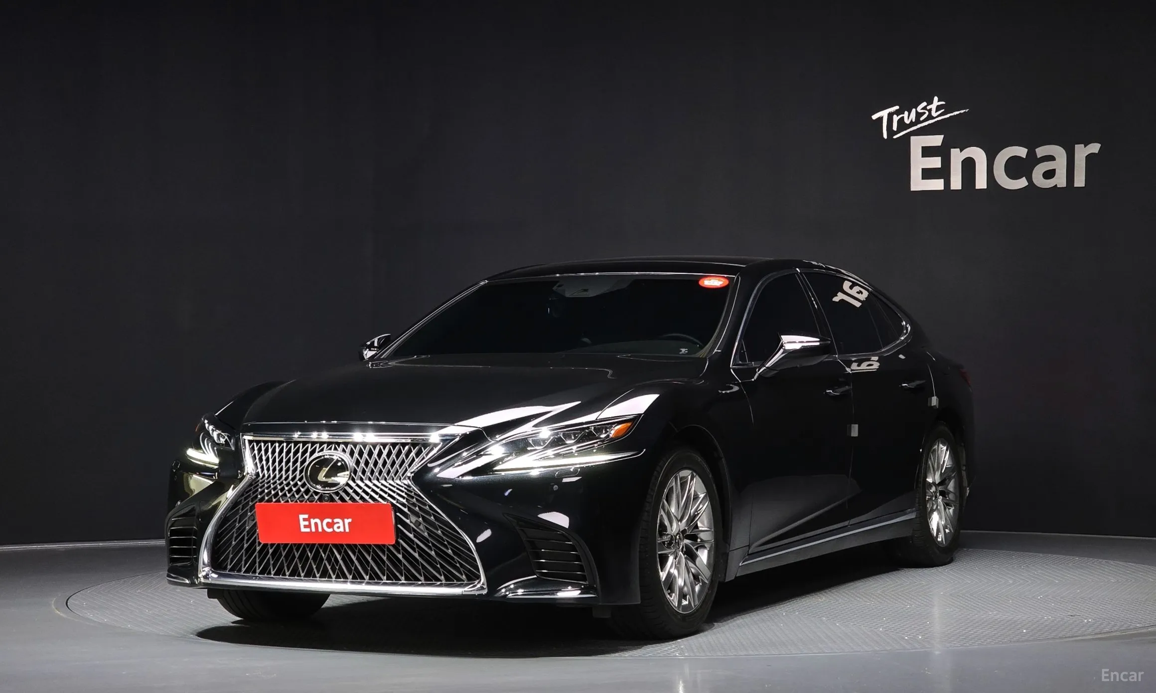 Lexus LS500 5th Generation