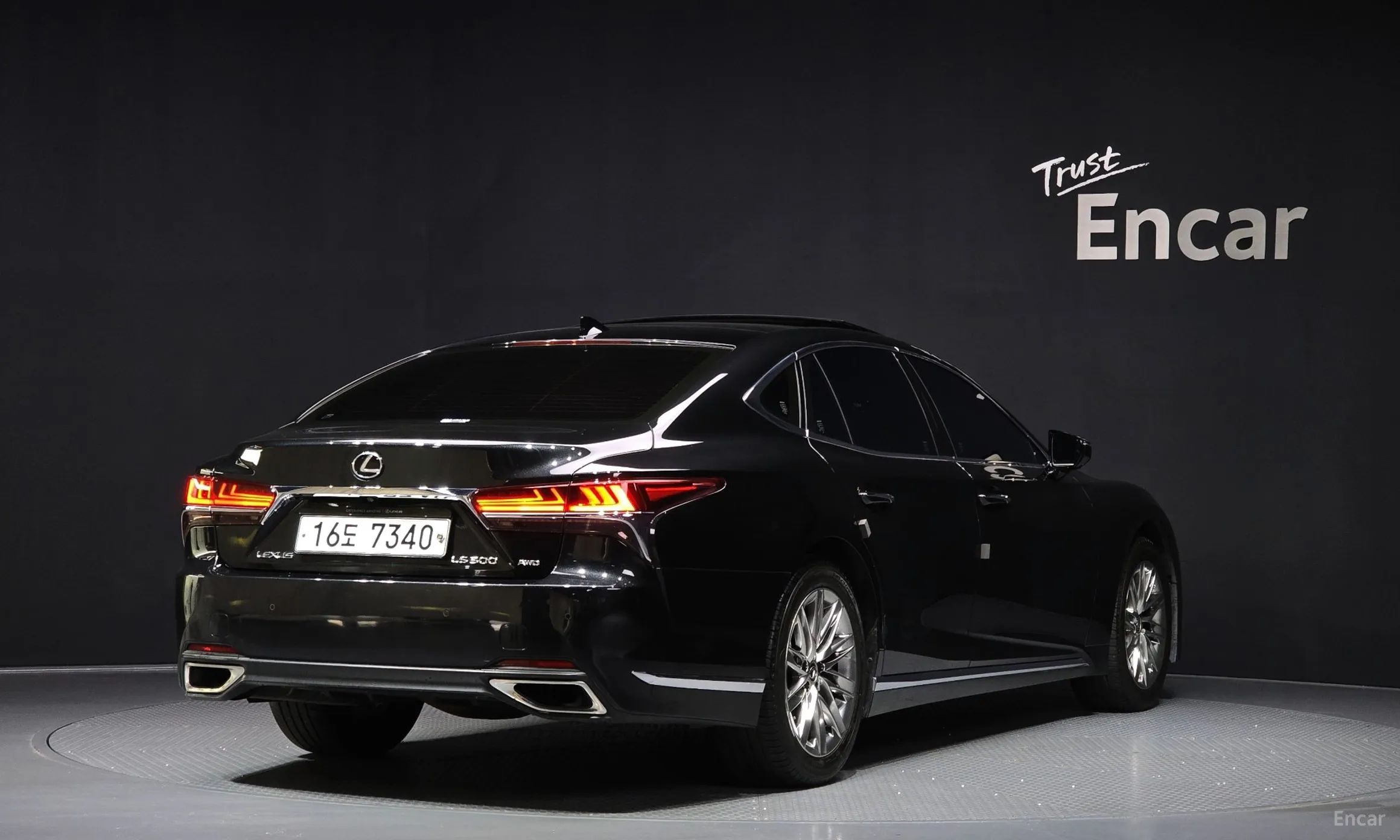 Lexus LS500 5th Generation