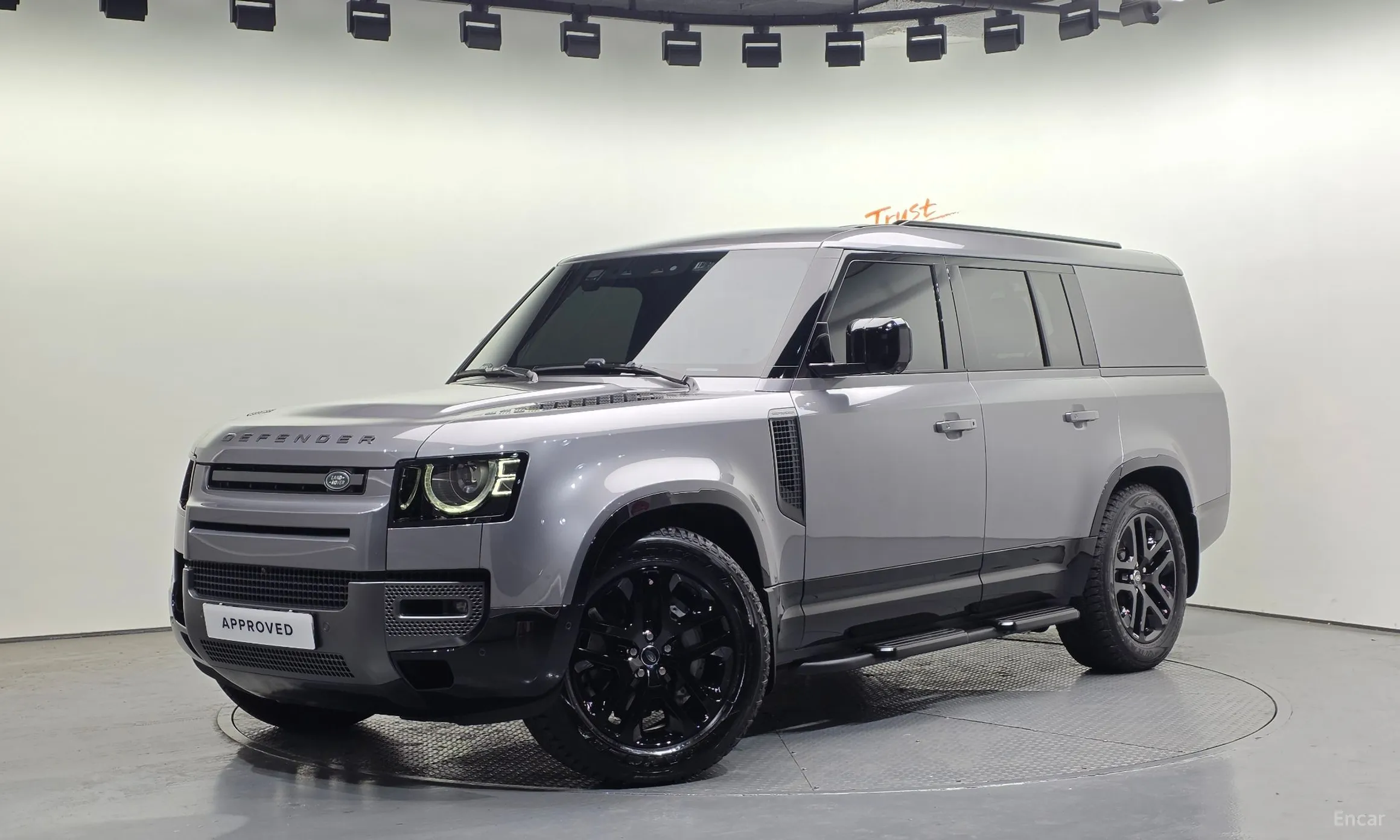 Land Rover Defender (L663)
