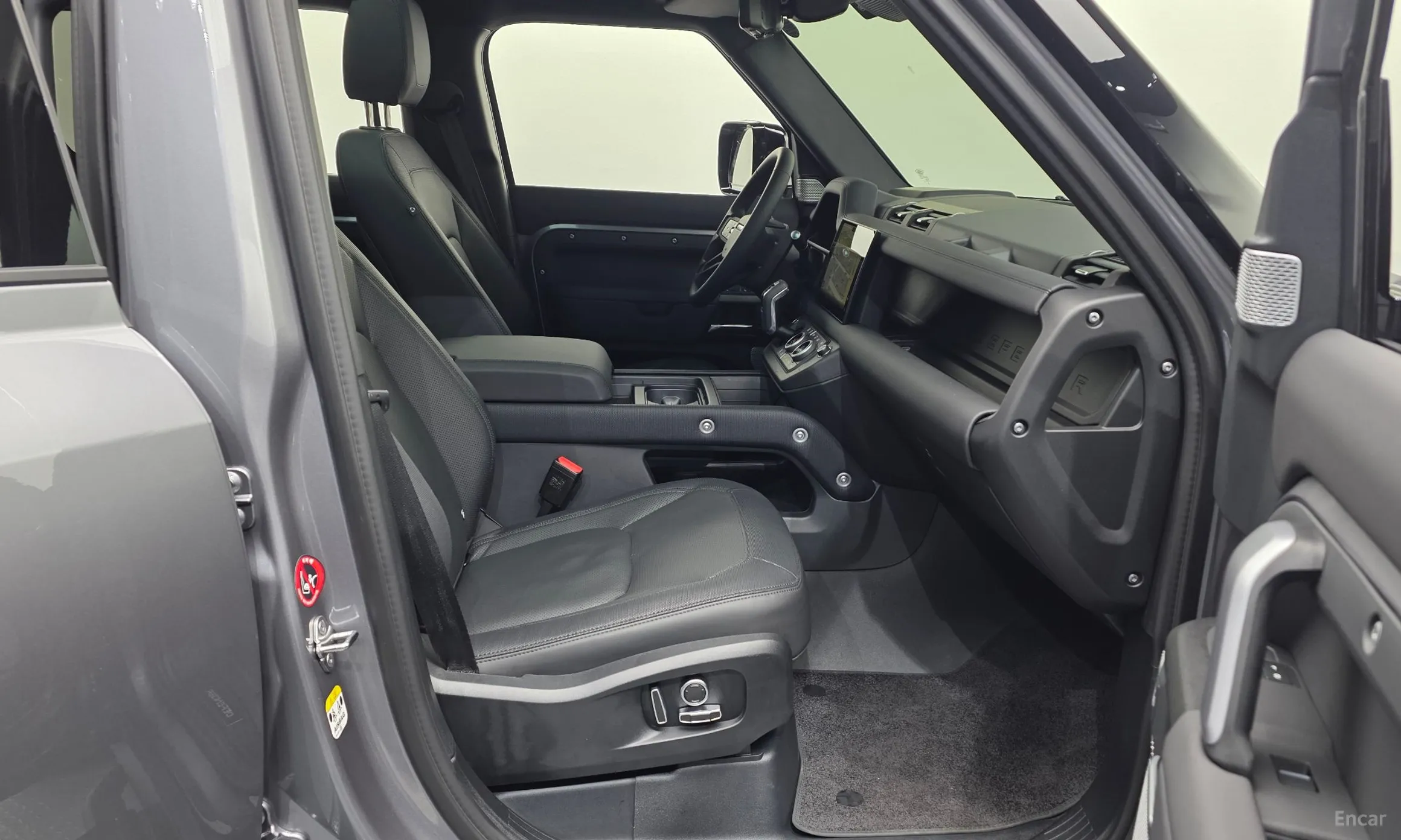 Land Rover Defender (L663) превью 3