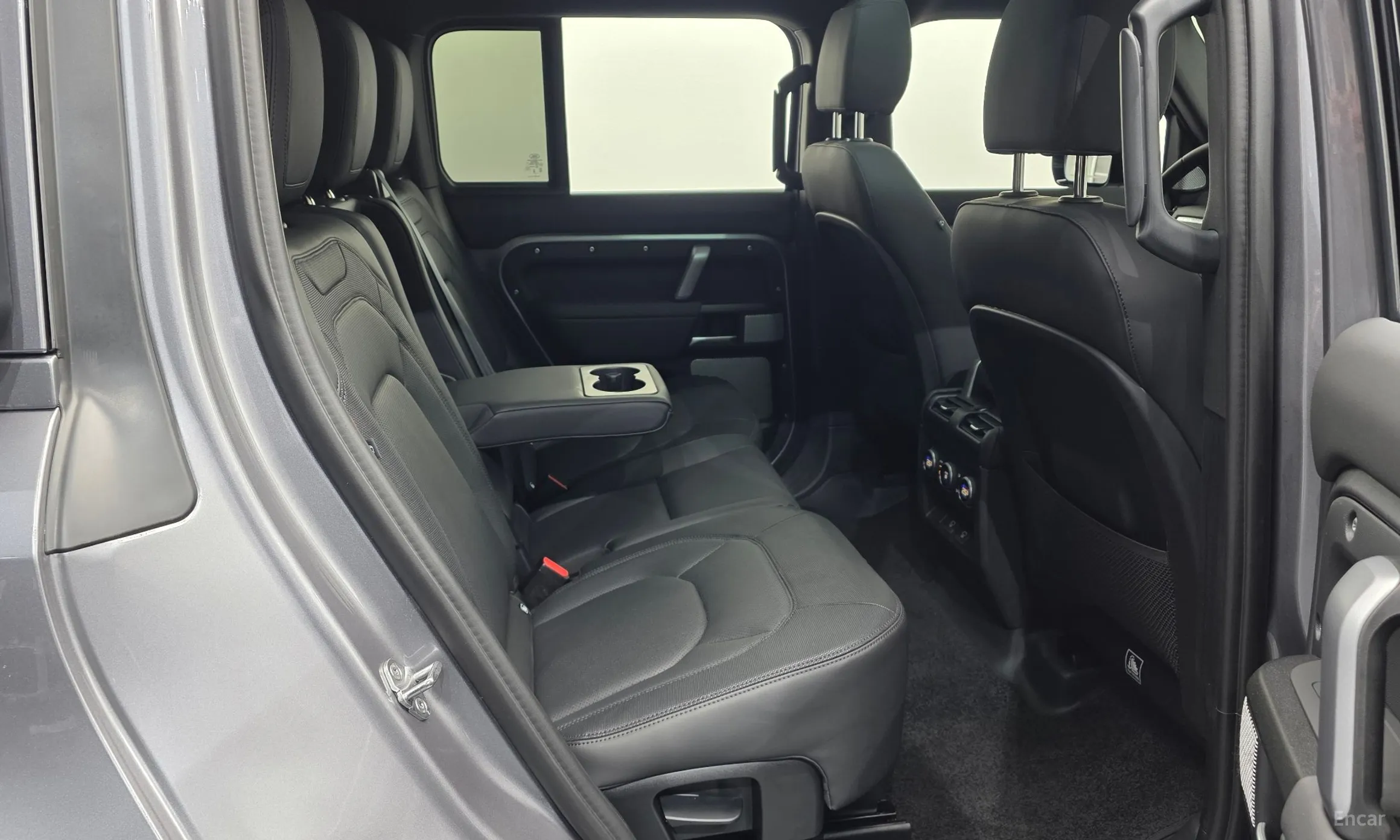 Land Rover Defender (L663) превью 5