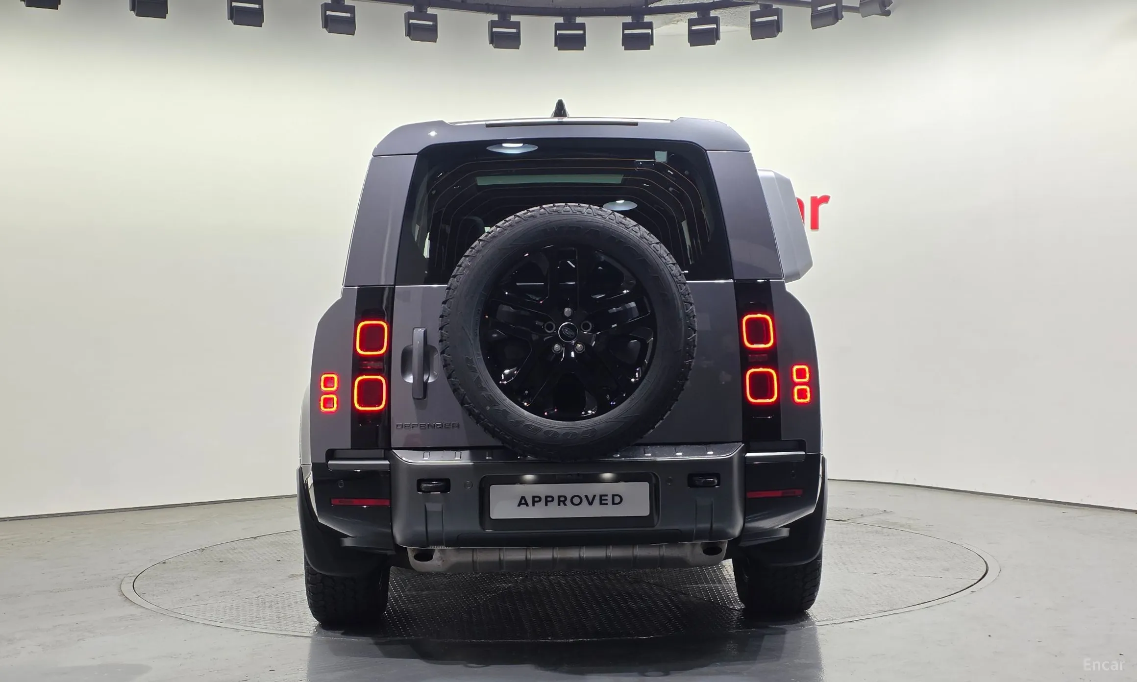 Land Rover Defender (L663) превью 7