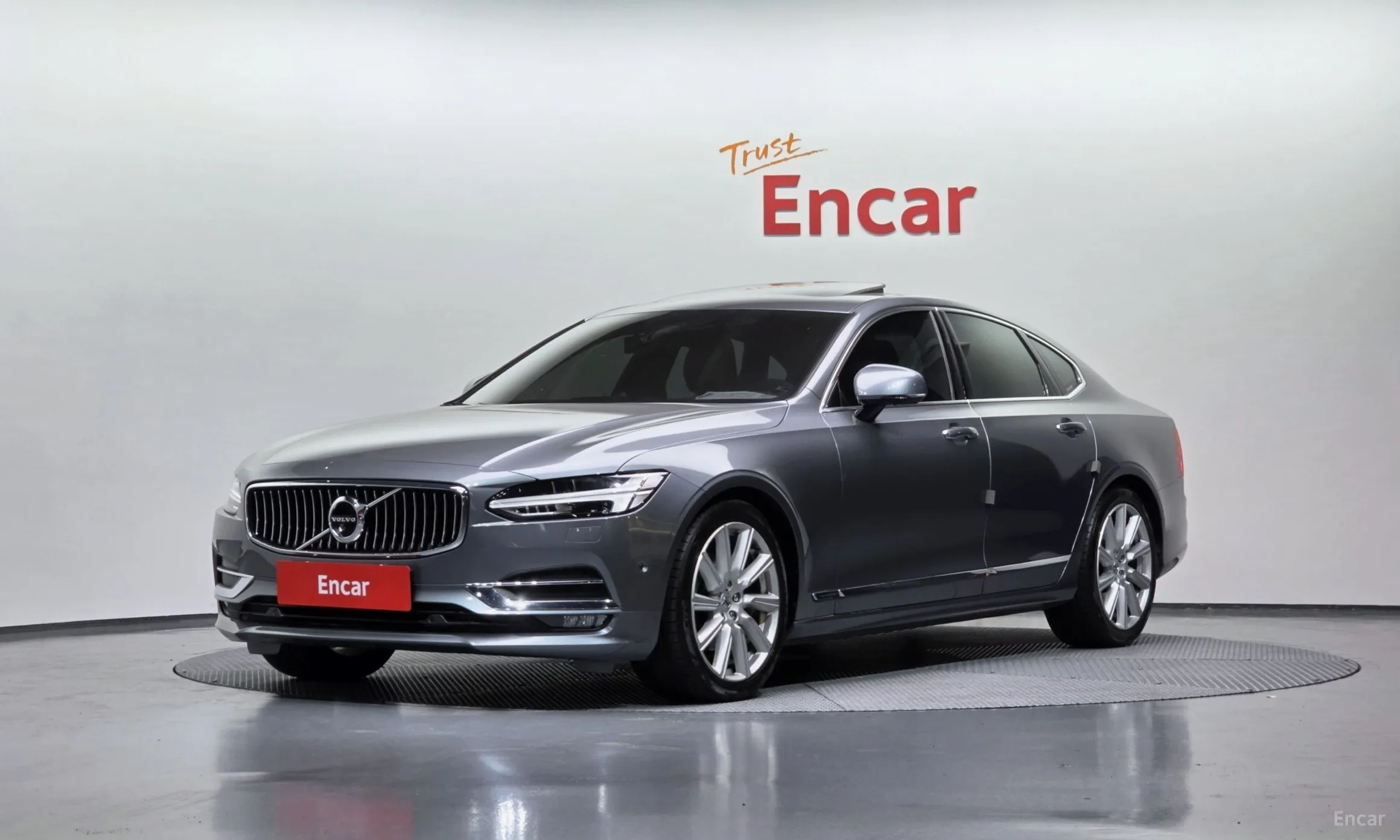 S90