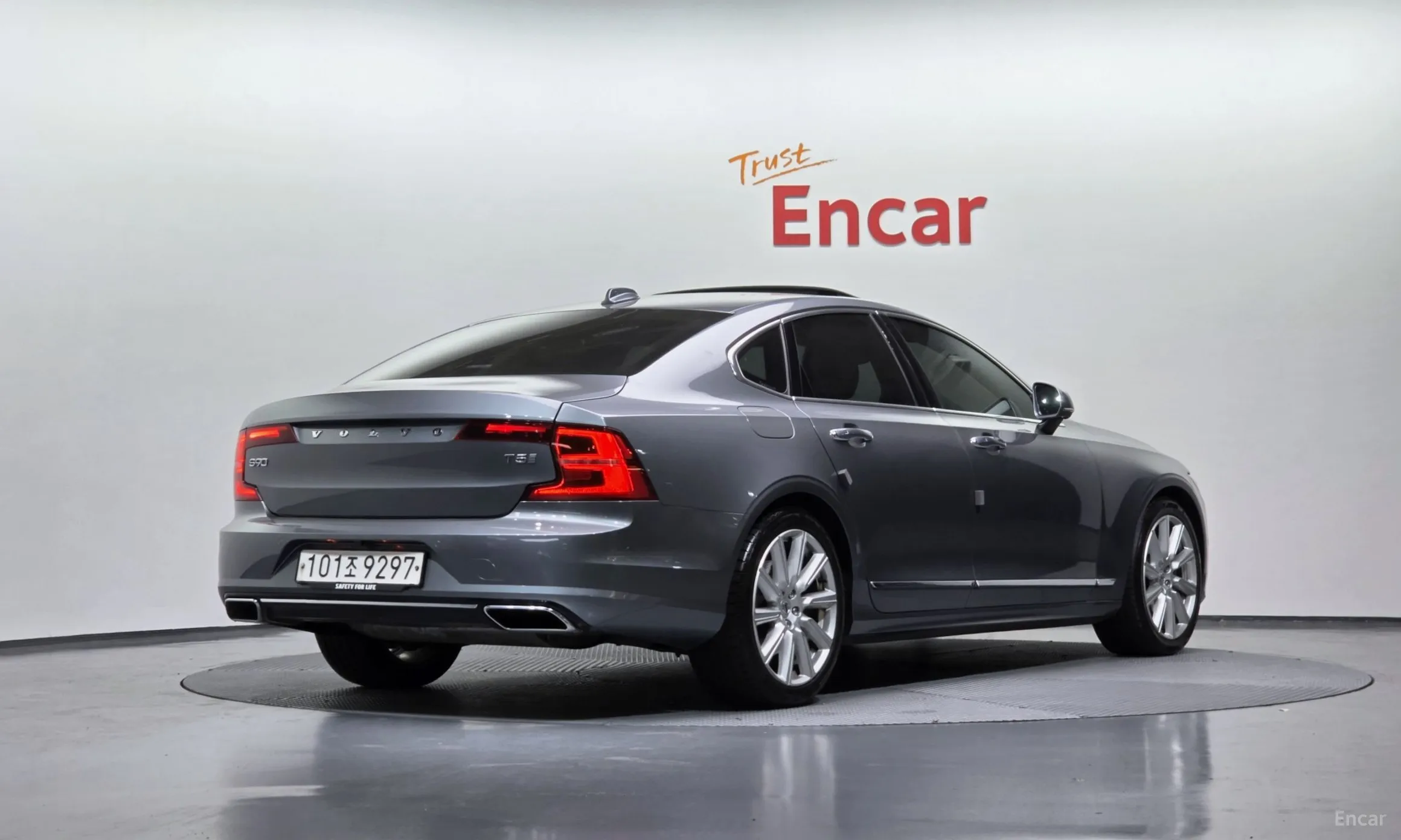 Volvo S90 превью 2