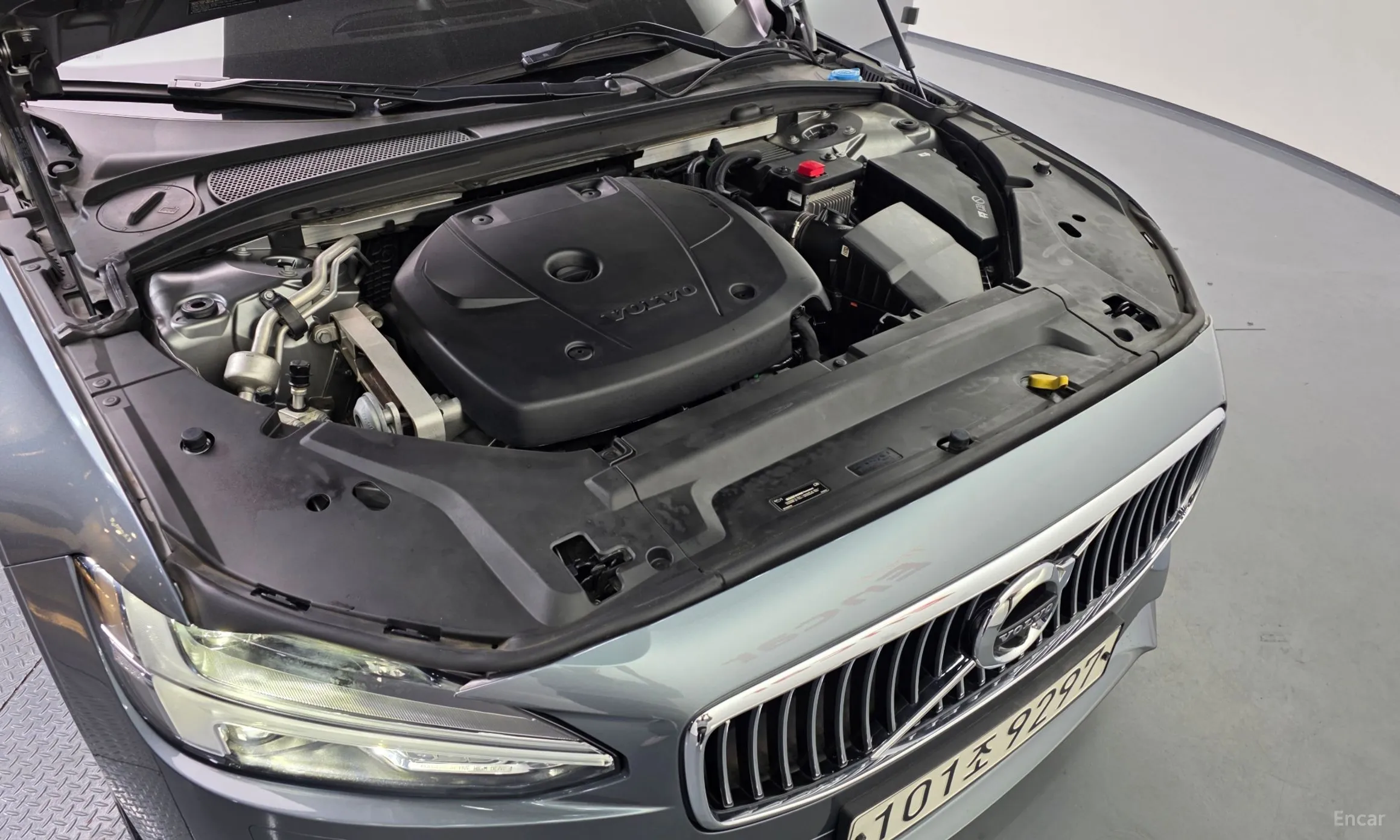 Volvo S90 превью 6