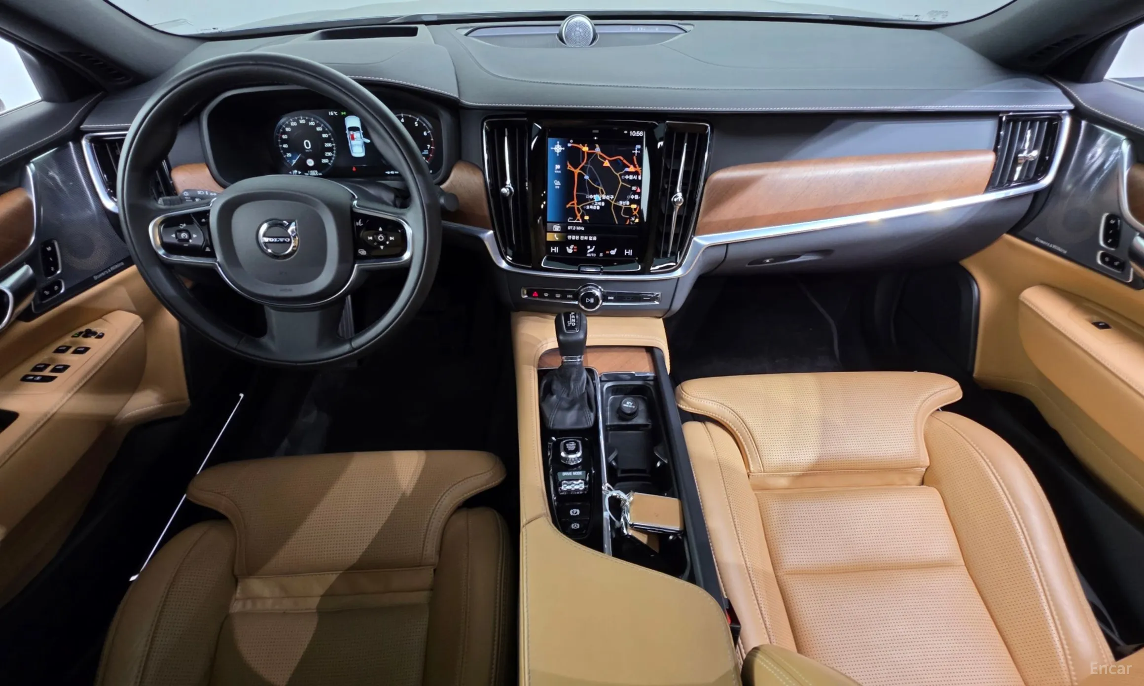 Volvo S90 превью 7