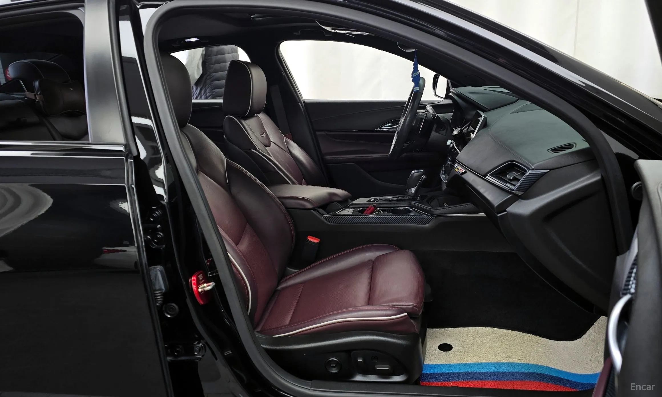 Cadillac CT4 превью 11