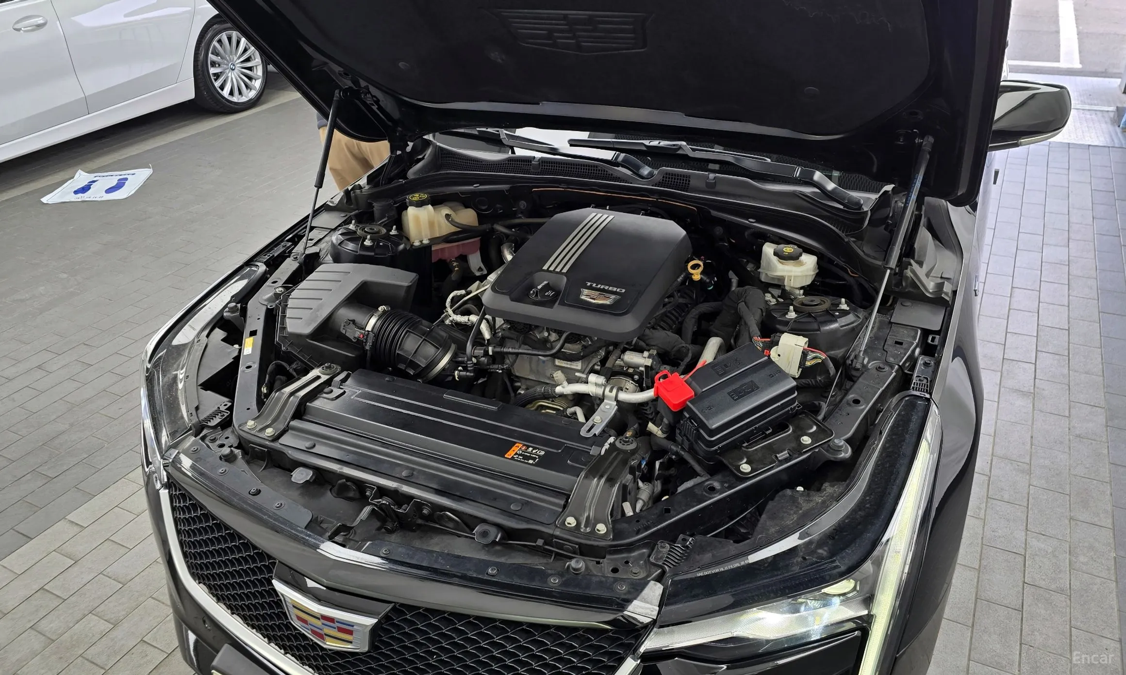 Cadillac CT4 превью 6