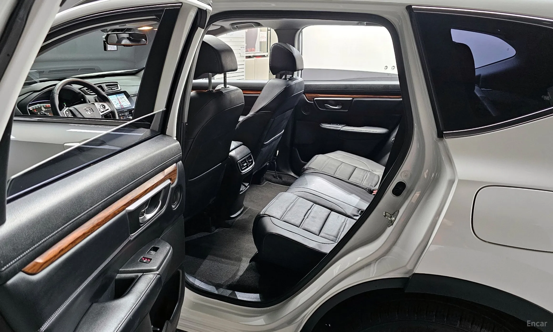 Honda CR-V 5th generation превью 11
