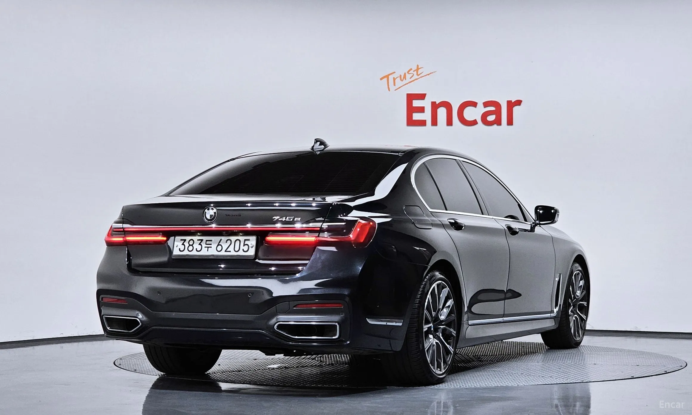 BMW 7 Series (G11)