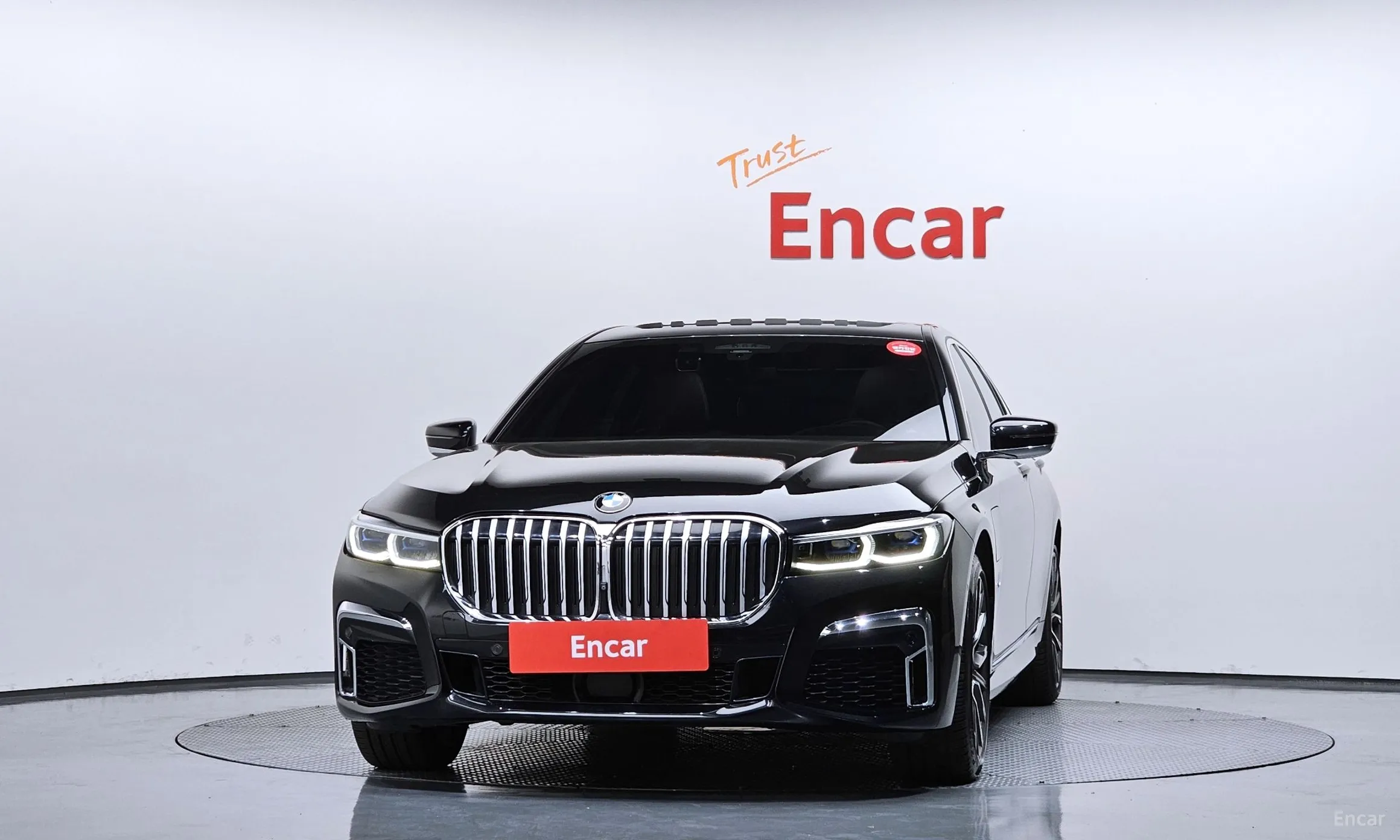 BMW 7 Series (G11) превью 3
