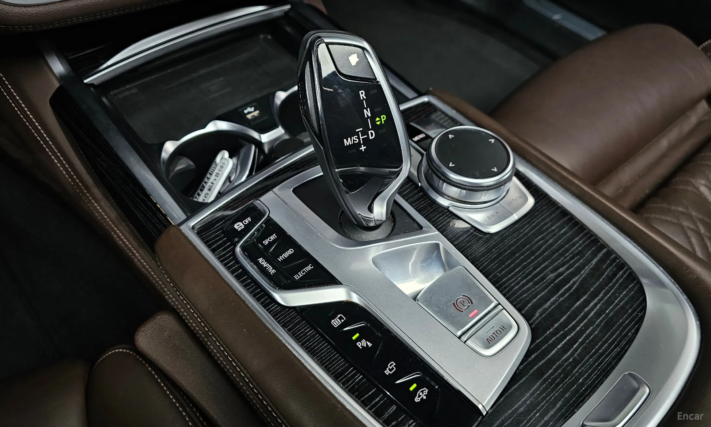 BMW 7 Series (G11) превью 9