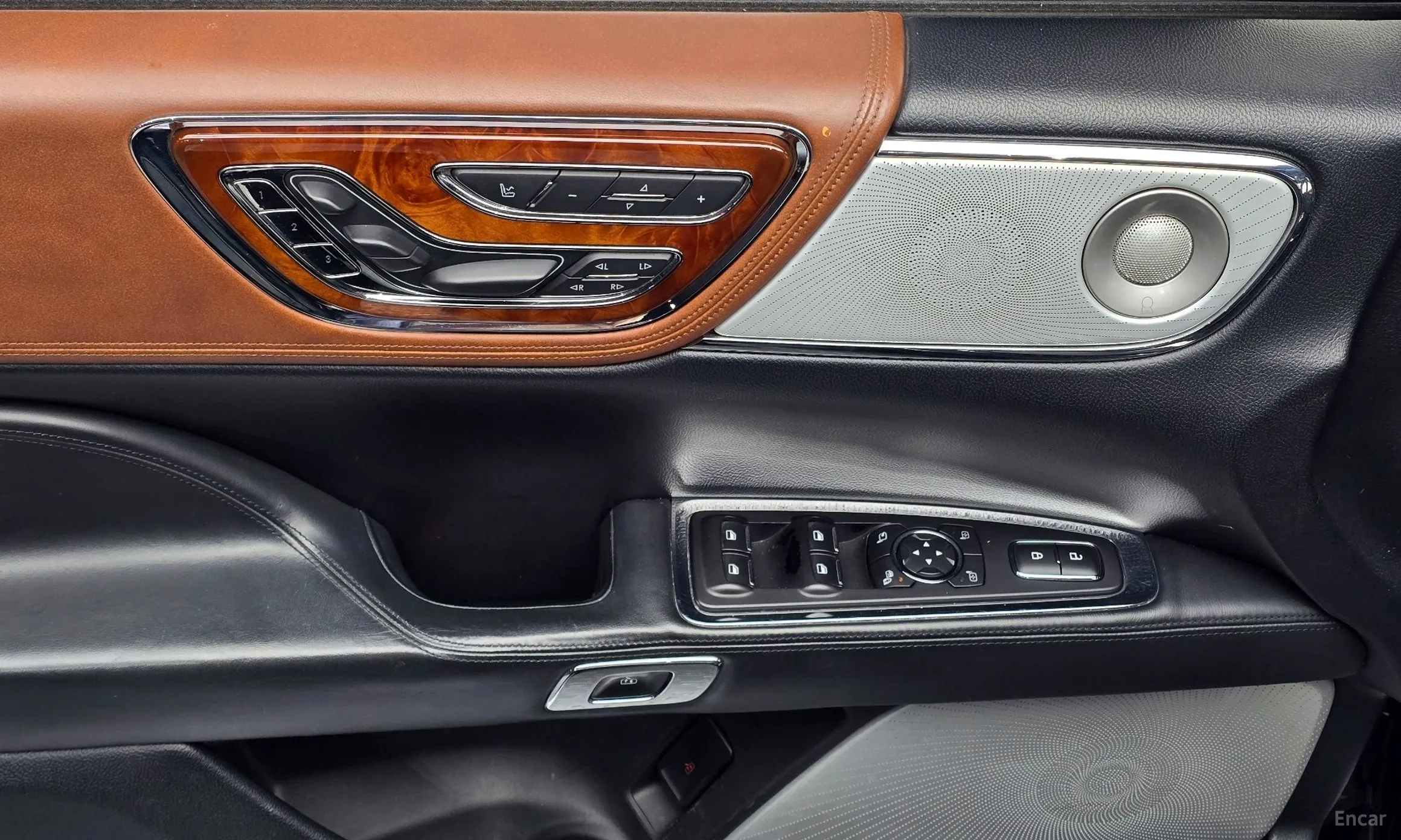 Lincoln Continental Gen 10 превью 17