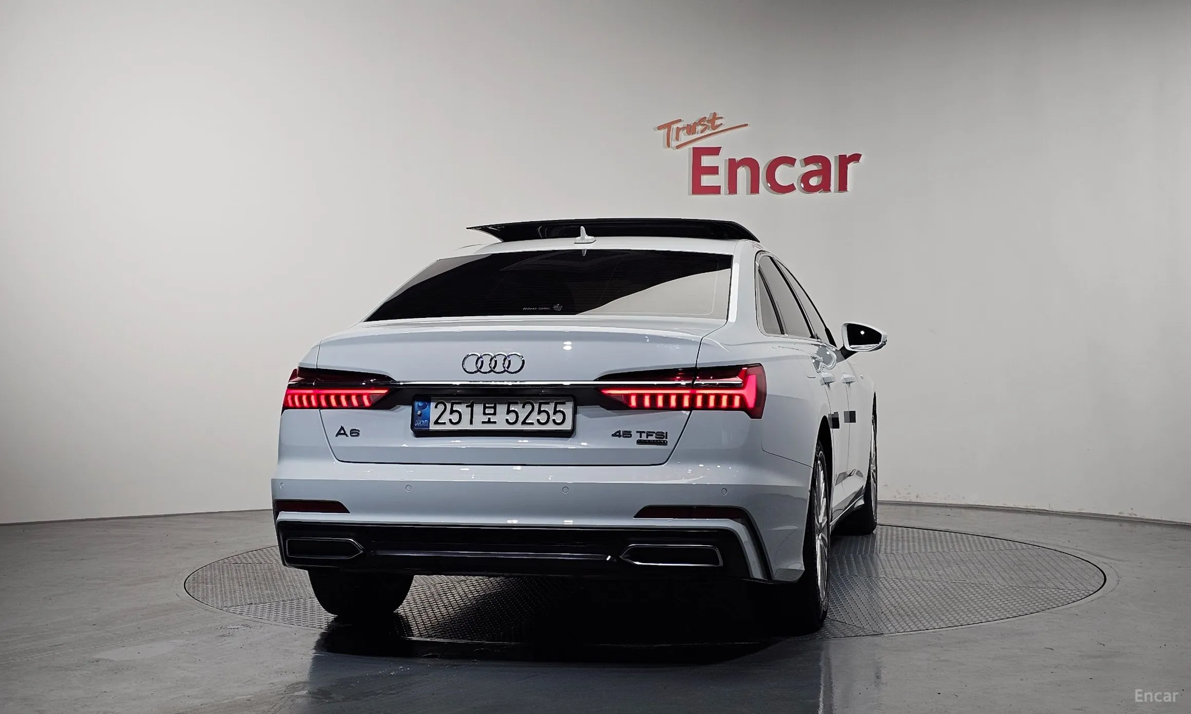 Audi A6 (C8) превью 4