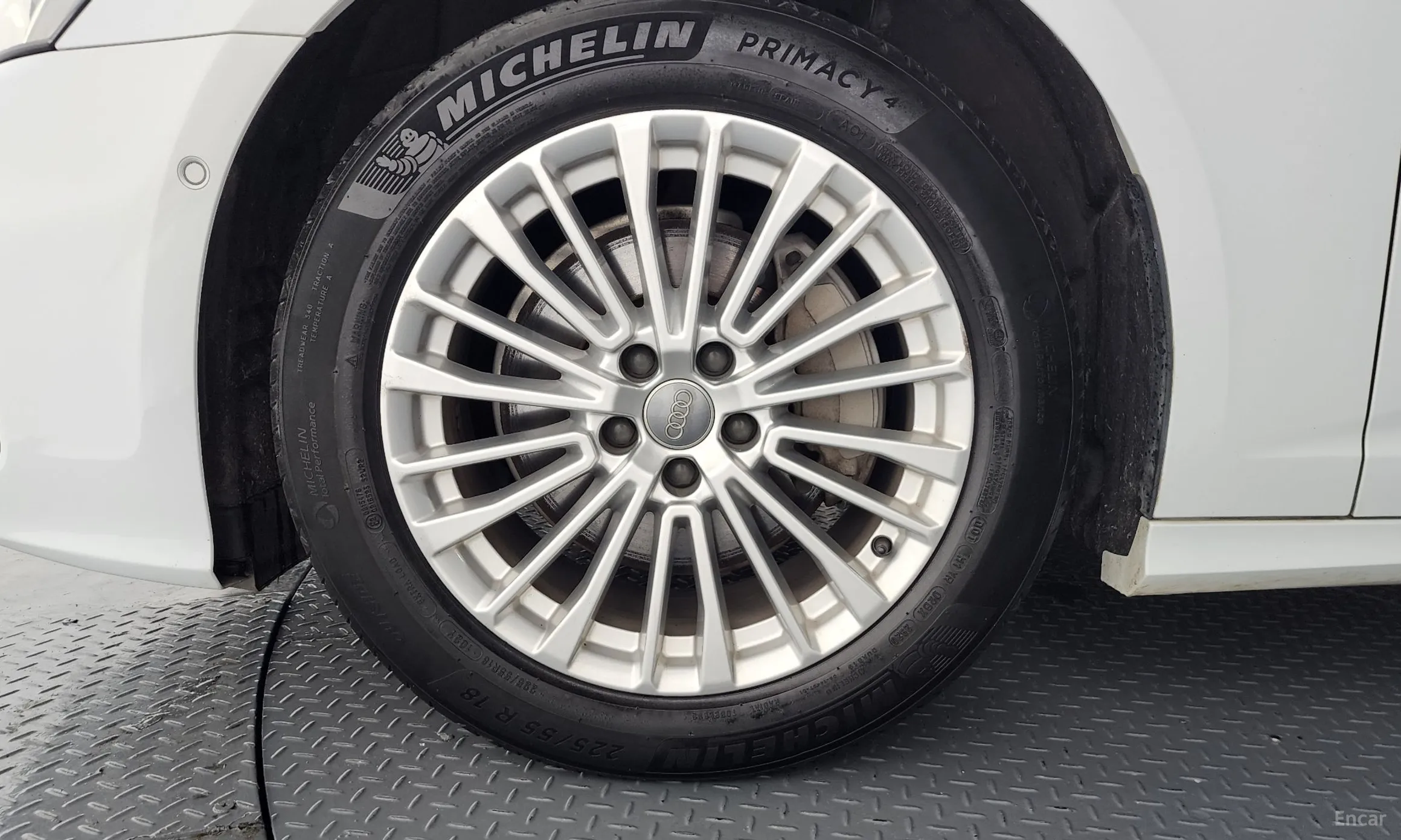Audi A6 (C8) превью 5