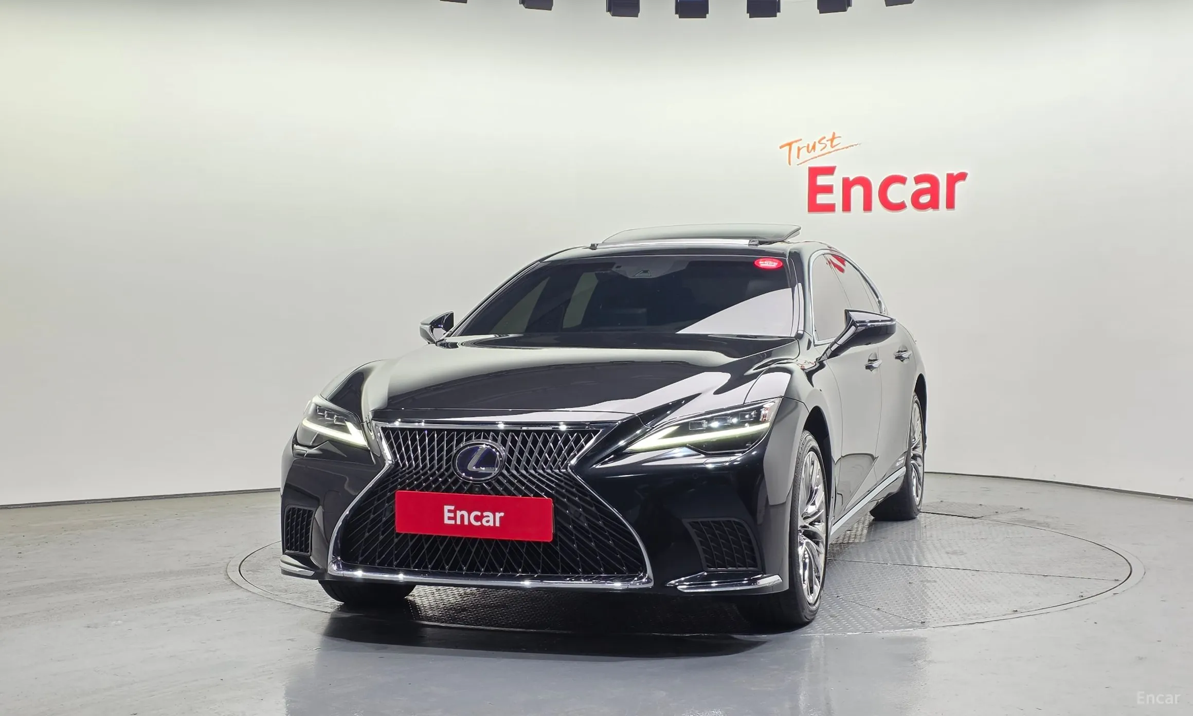 Lexus LS500h Gen 5 превью 3