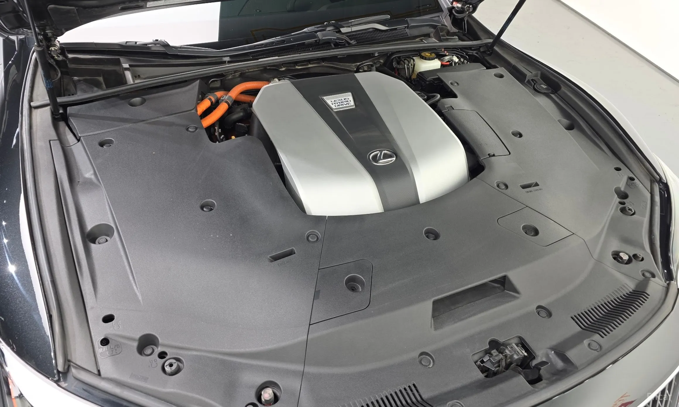Lexus LS500h Gen 5 превью 6