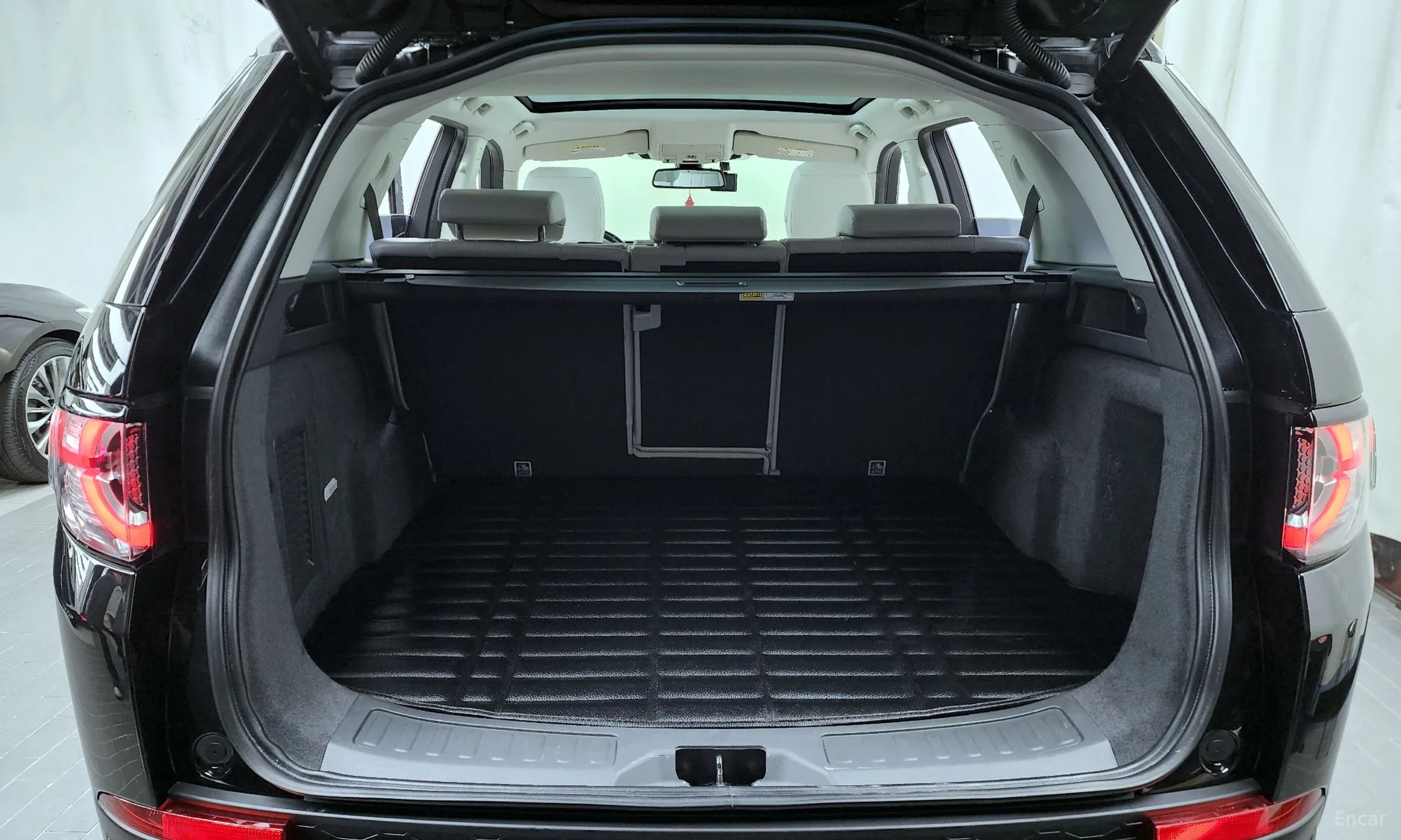 Land Rover Discovery Sports превью 20