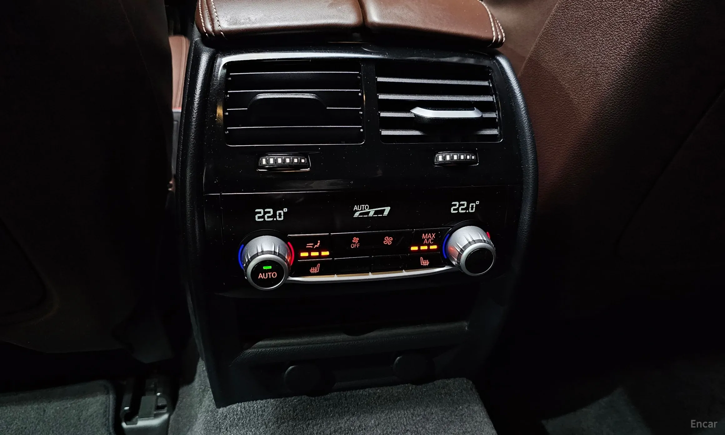 BMW 5 Series (G30) превью 19