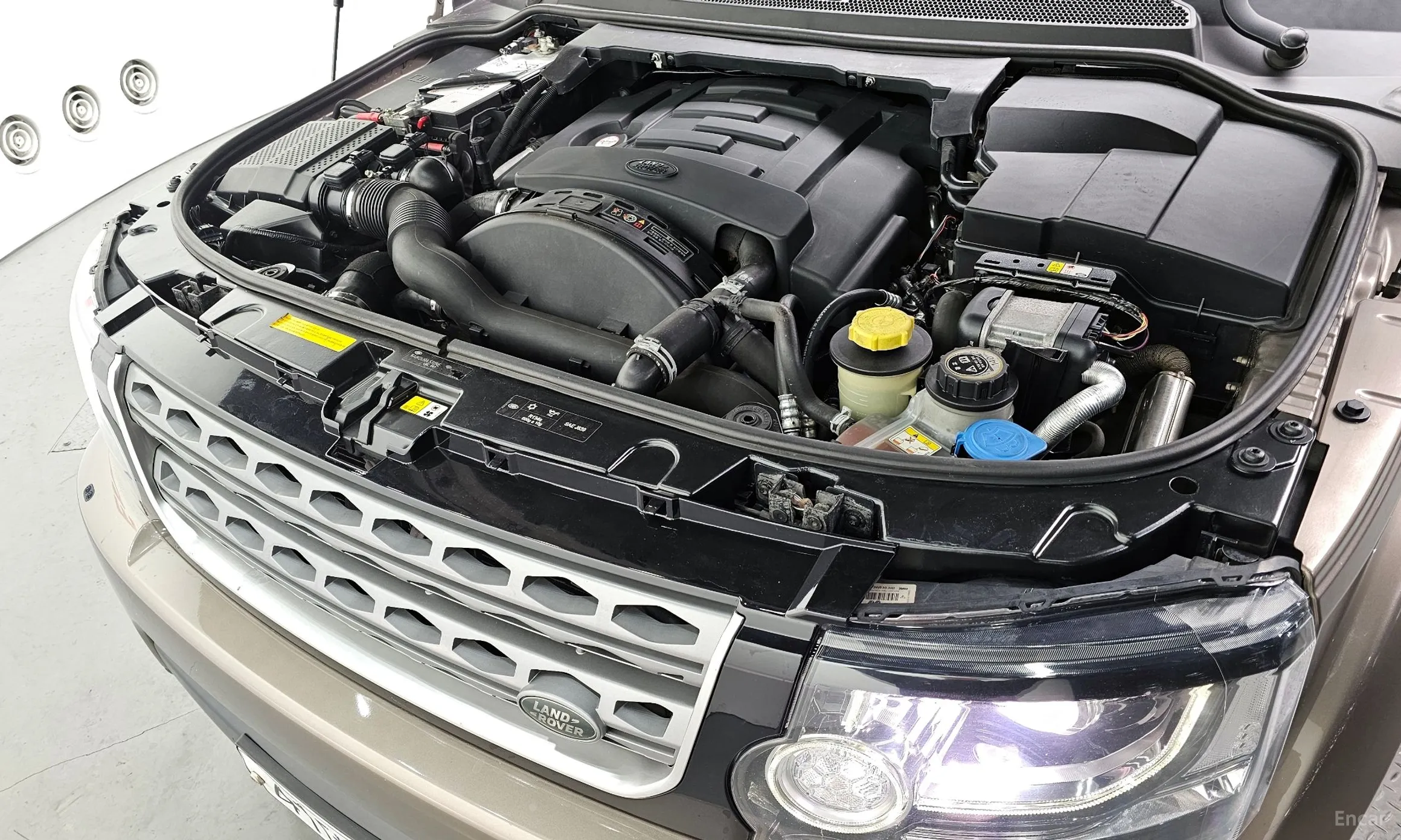 Land Rover Discovery 4 превью 6