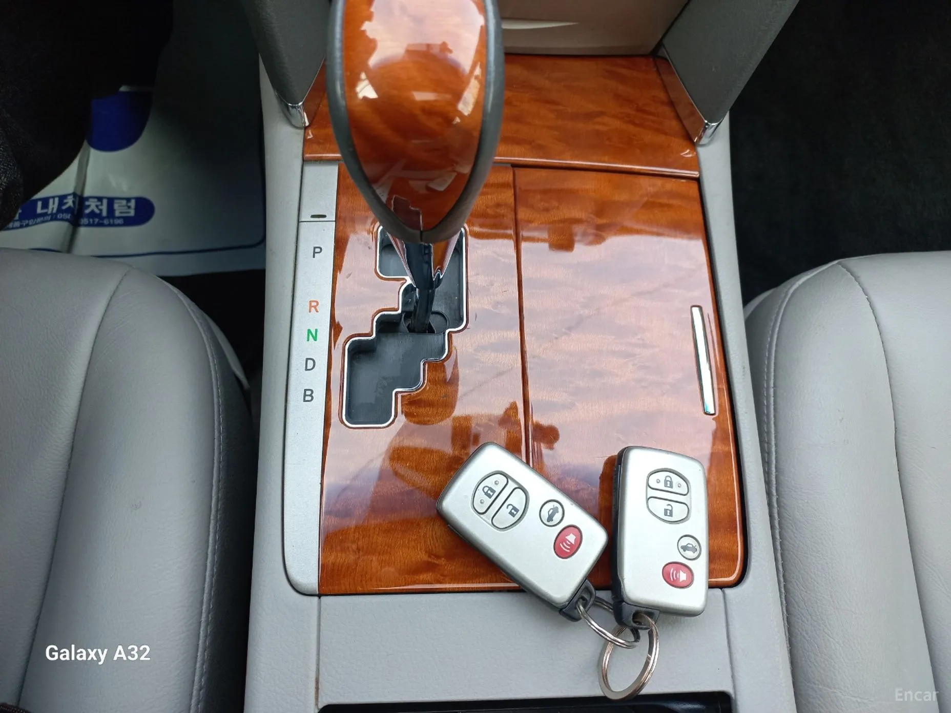 Toyota Camry превью 10