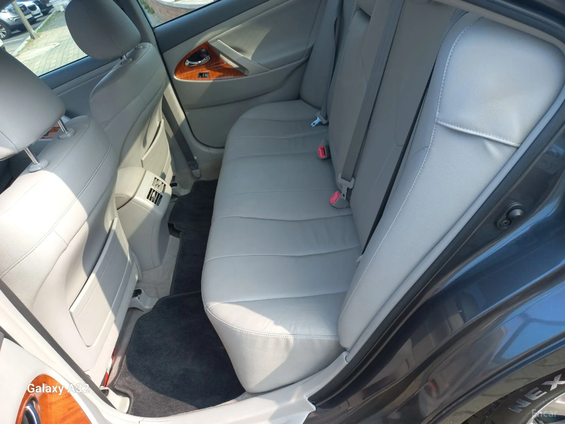 Toyota Camry превью 12