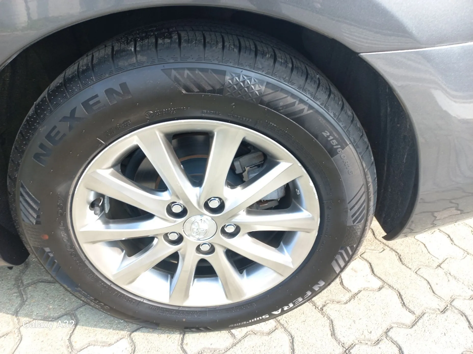 Toyota Camry превью 19