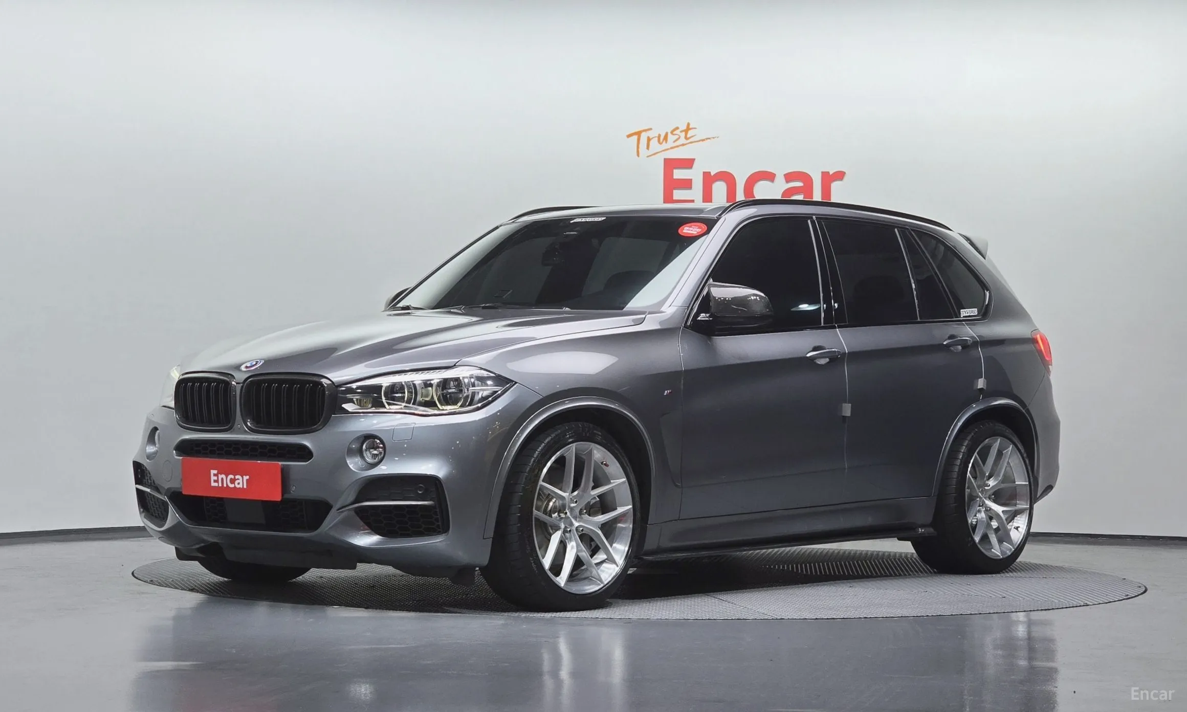 X5 (F15)