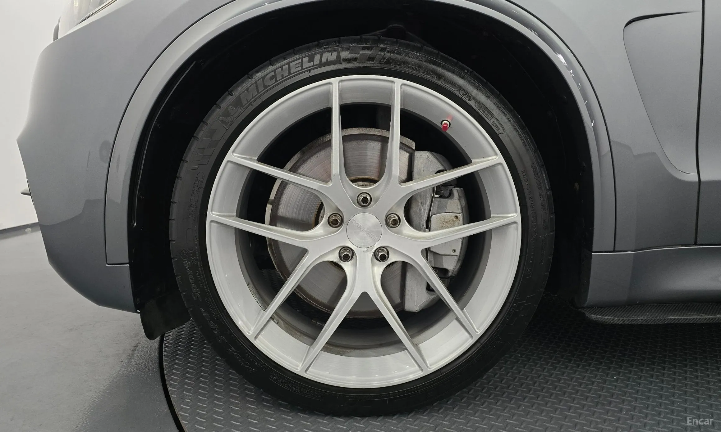 BMW X5 (F15) превью 5